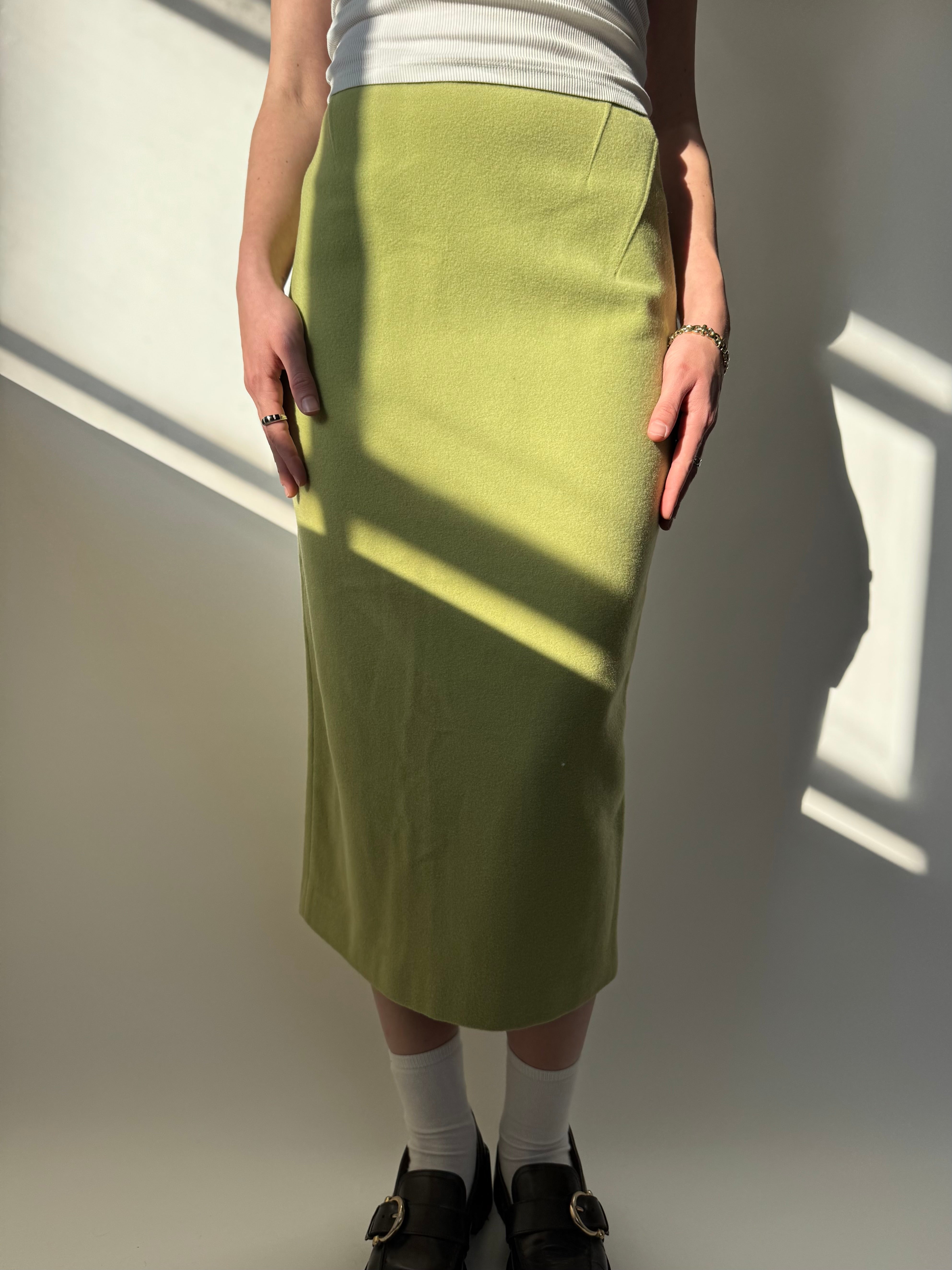 חצאית מידי ירוקה וצמרירית (34)