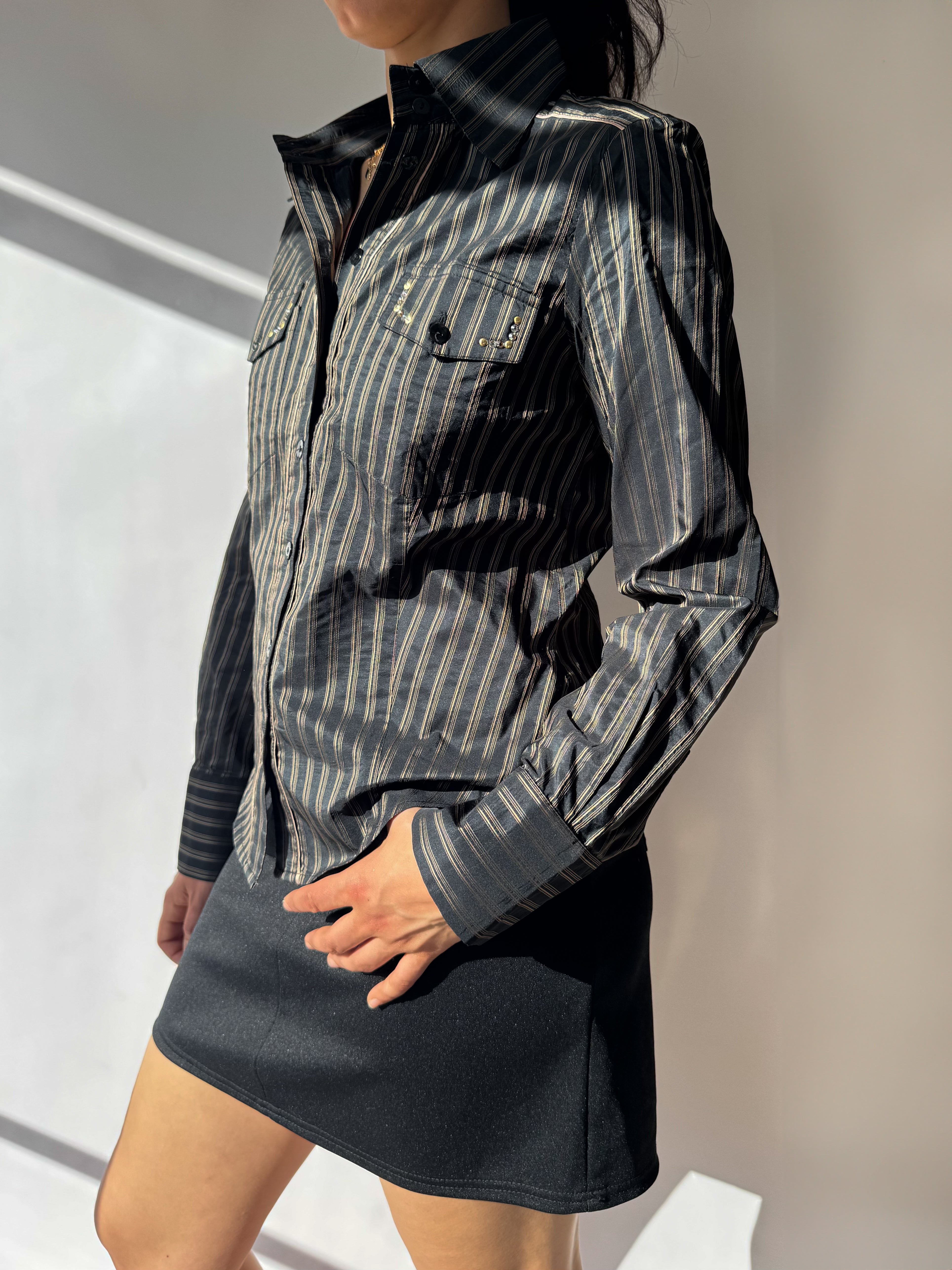 חולצה מכופתרת פסים (M)