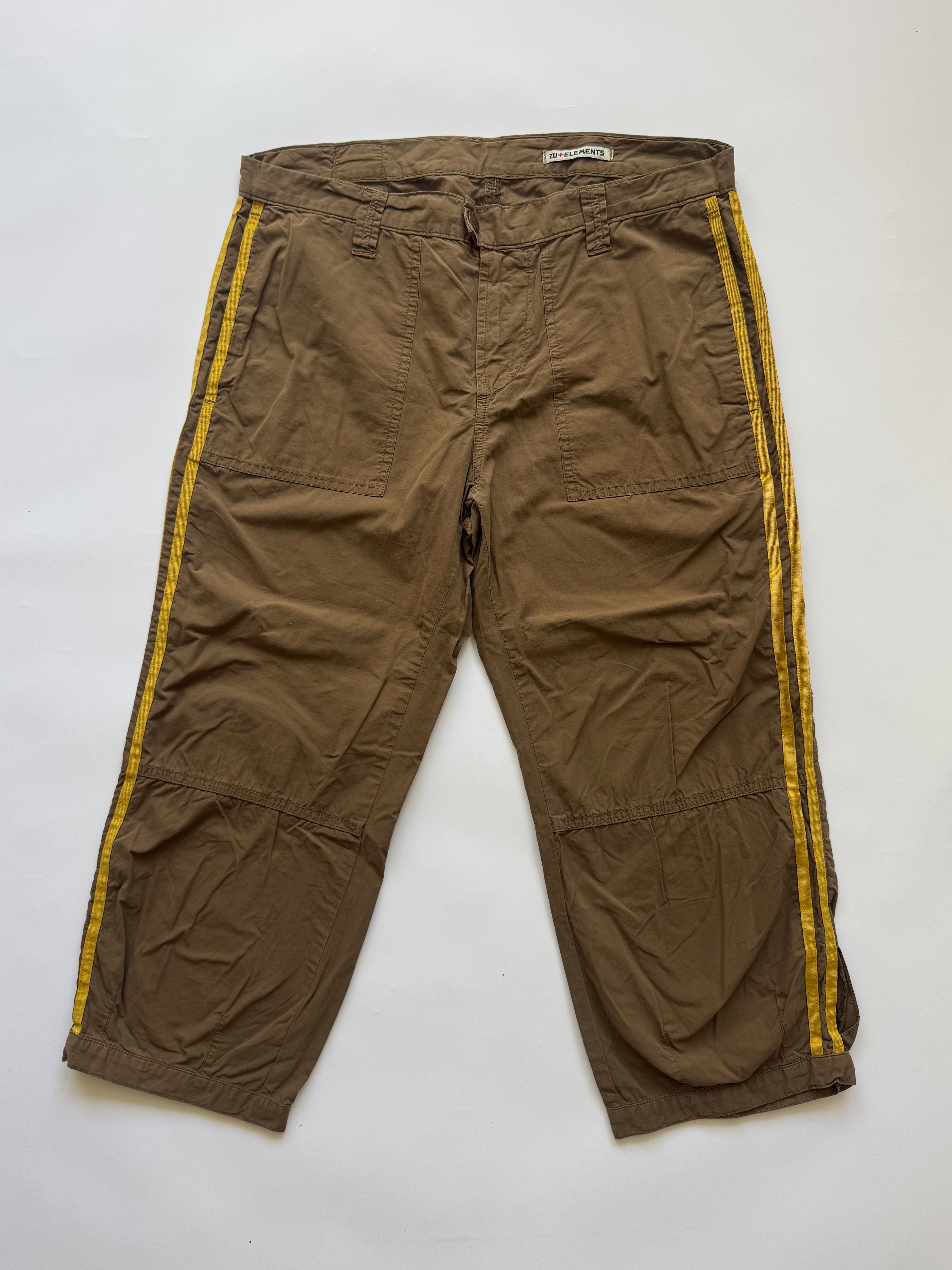 מכנסי קפרי בשילוב פסי צד (40)