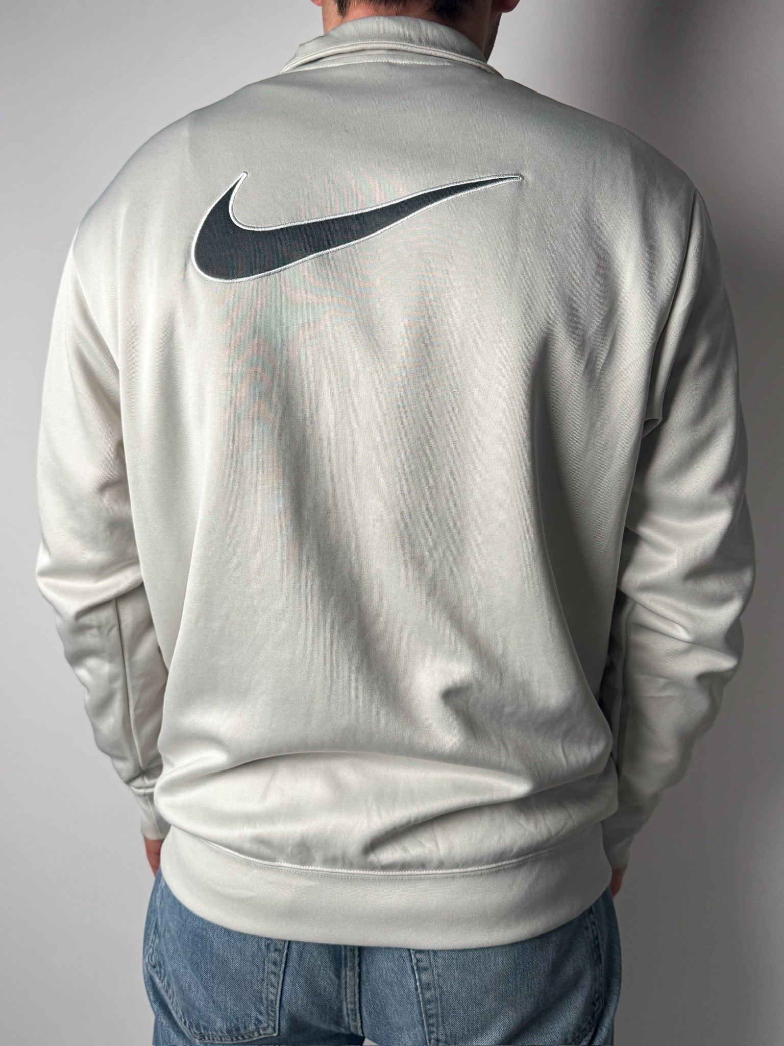ג׳קט ספורט אוף ווייט Nike (L)