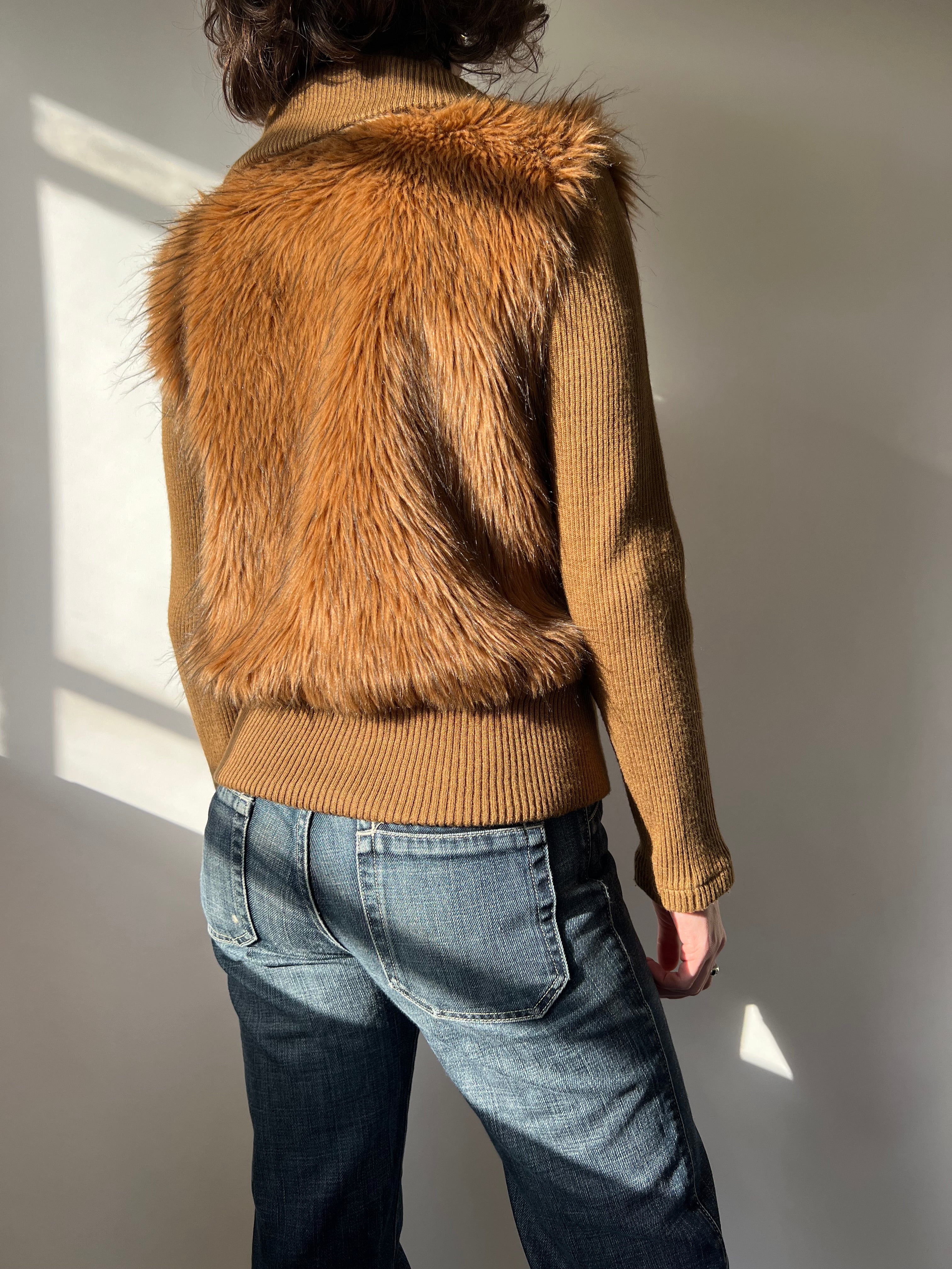 קרדיגן סרוג בשילוב פרווה (M)