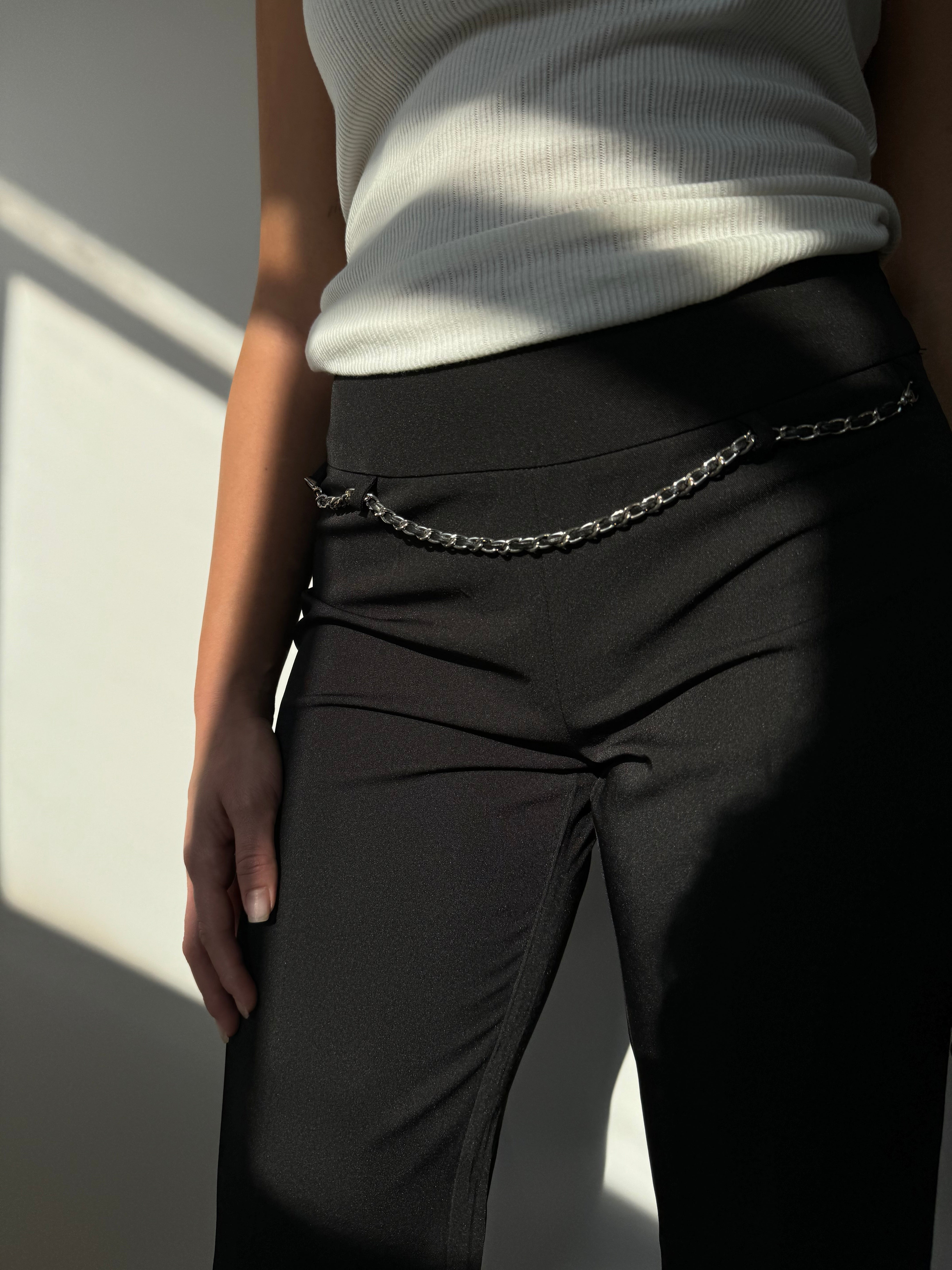 מכנסיים מחויטים בשילוב שלשלאה (38)