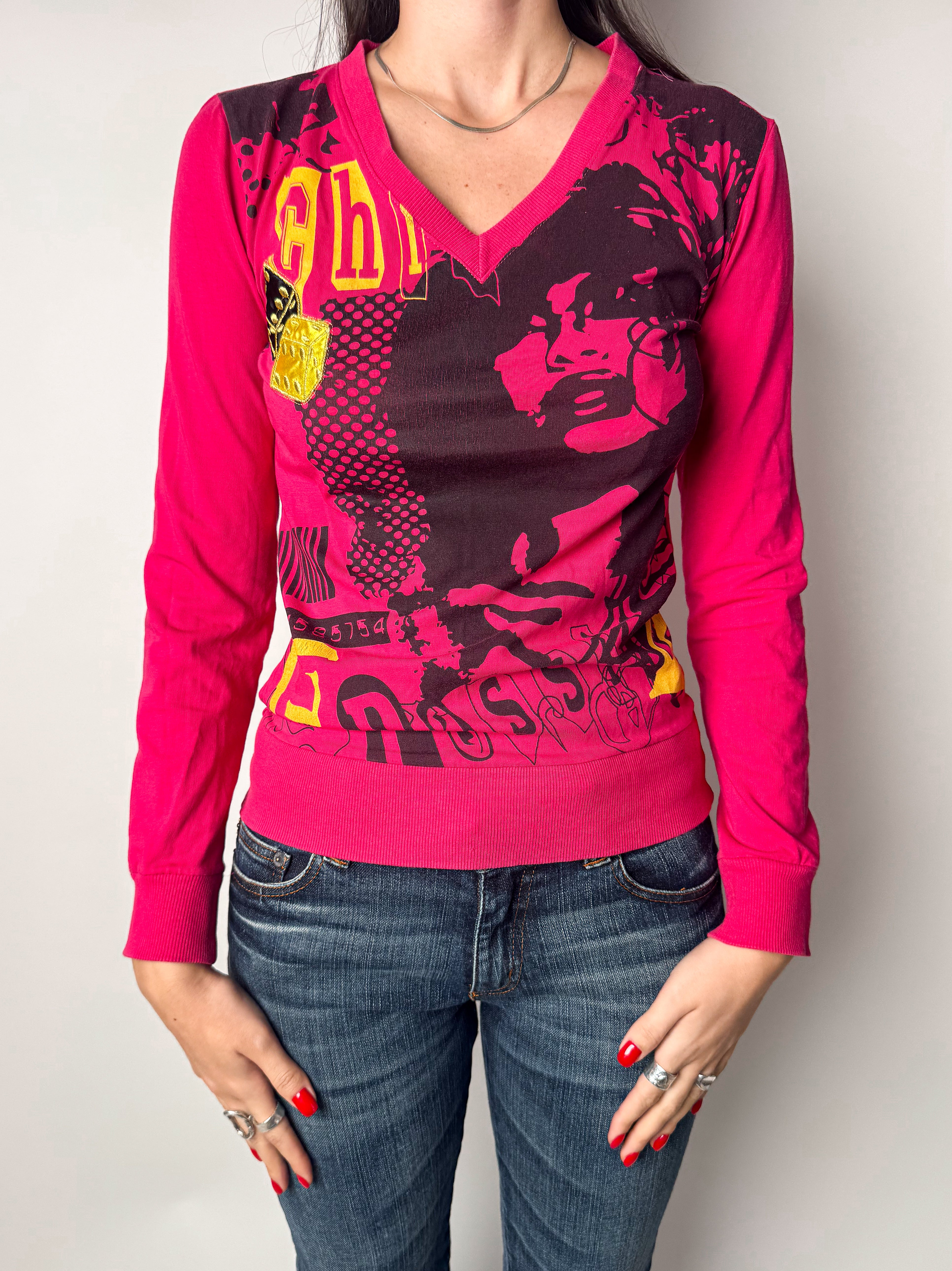 חולצה ורודה עם פרינט גרפי (S)