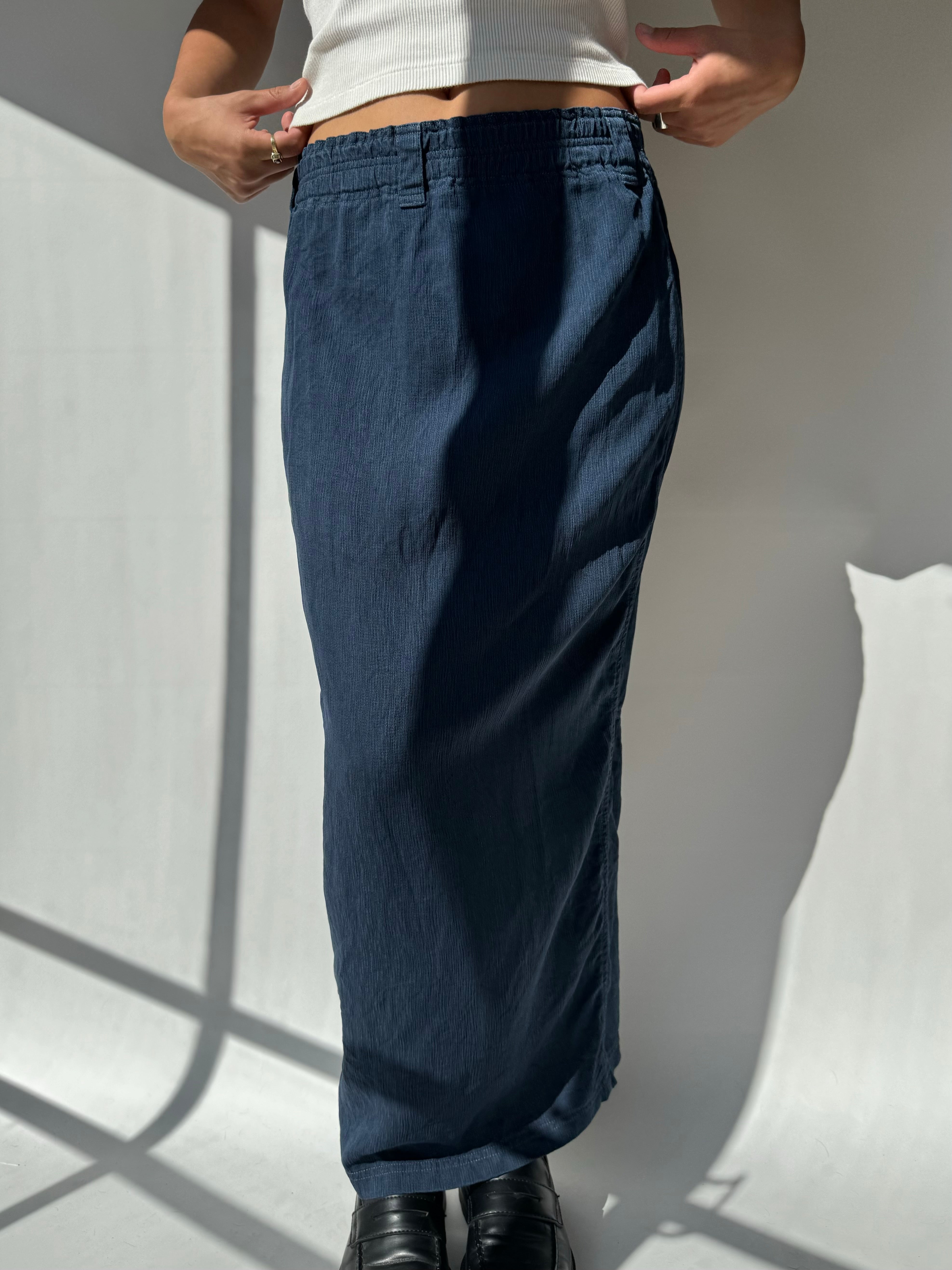 חצאית מקסי כחולה (40-42)