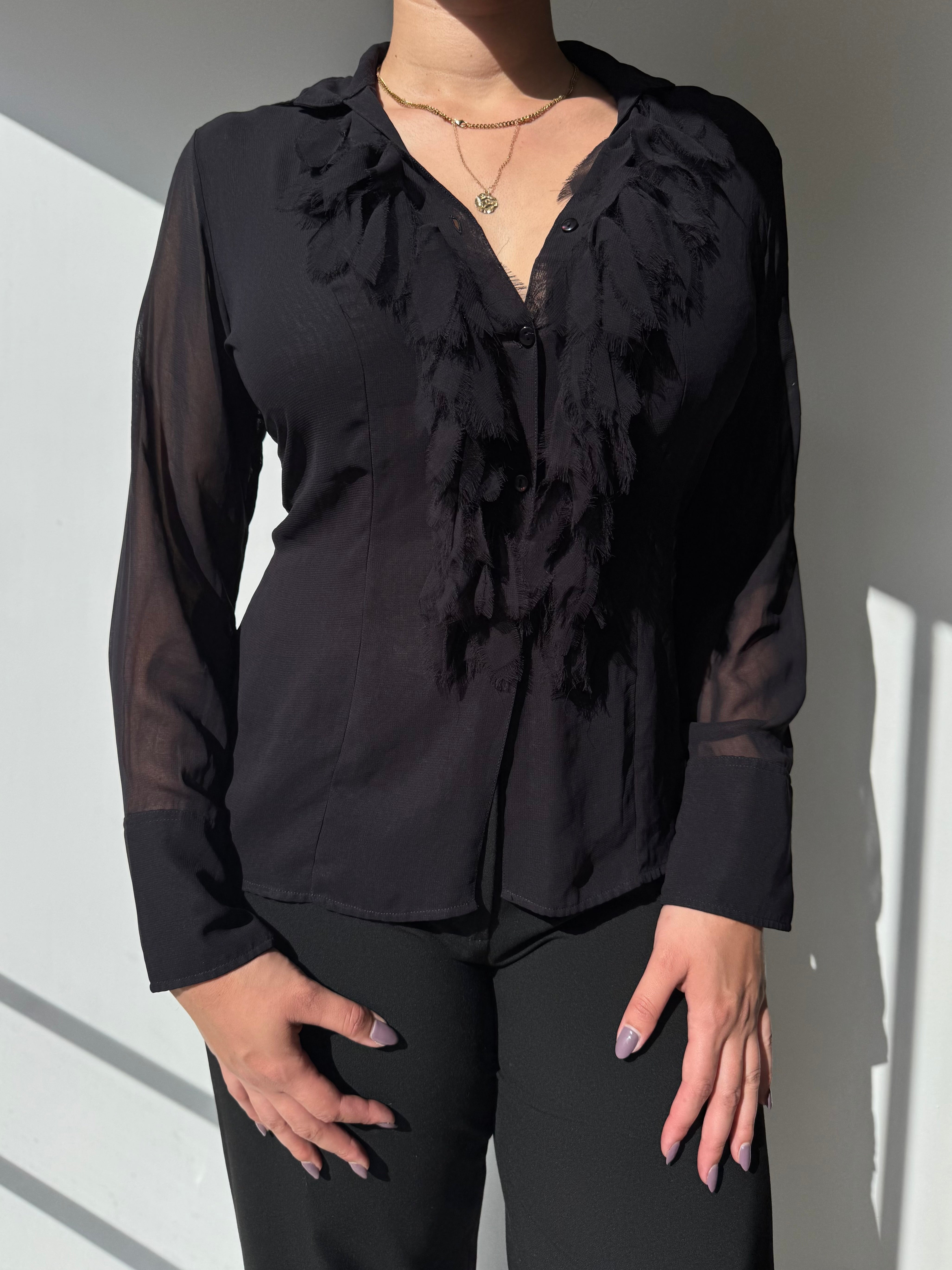 חולצה מכופתרת שחורה בשילוב מלמלה (L)