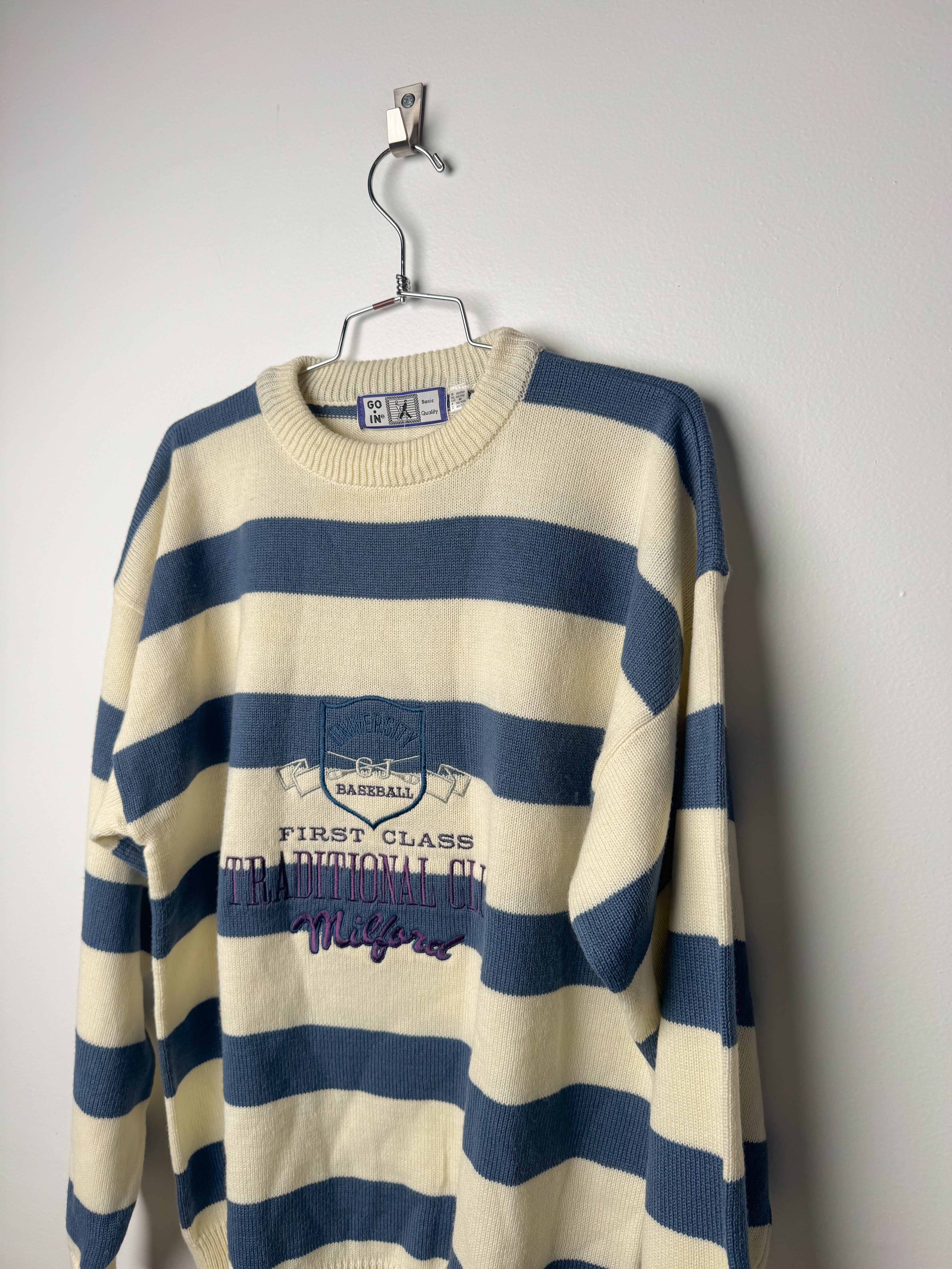 סריג פסים עם כיתוב (M)