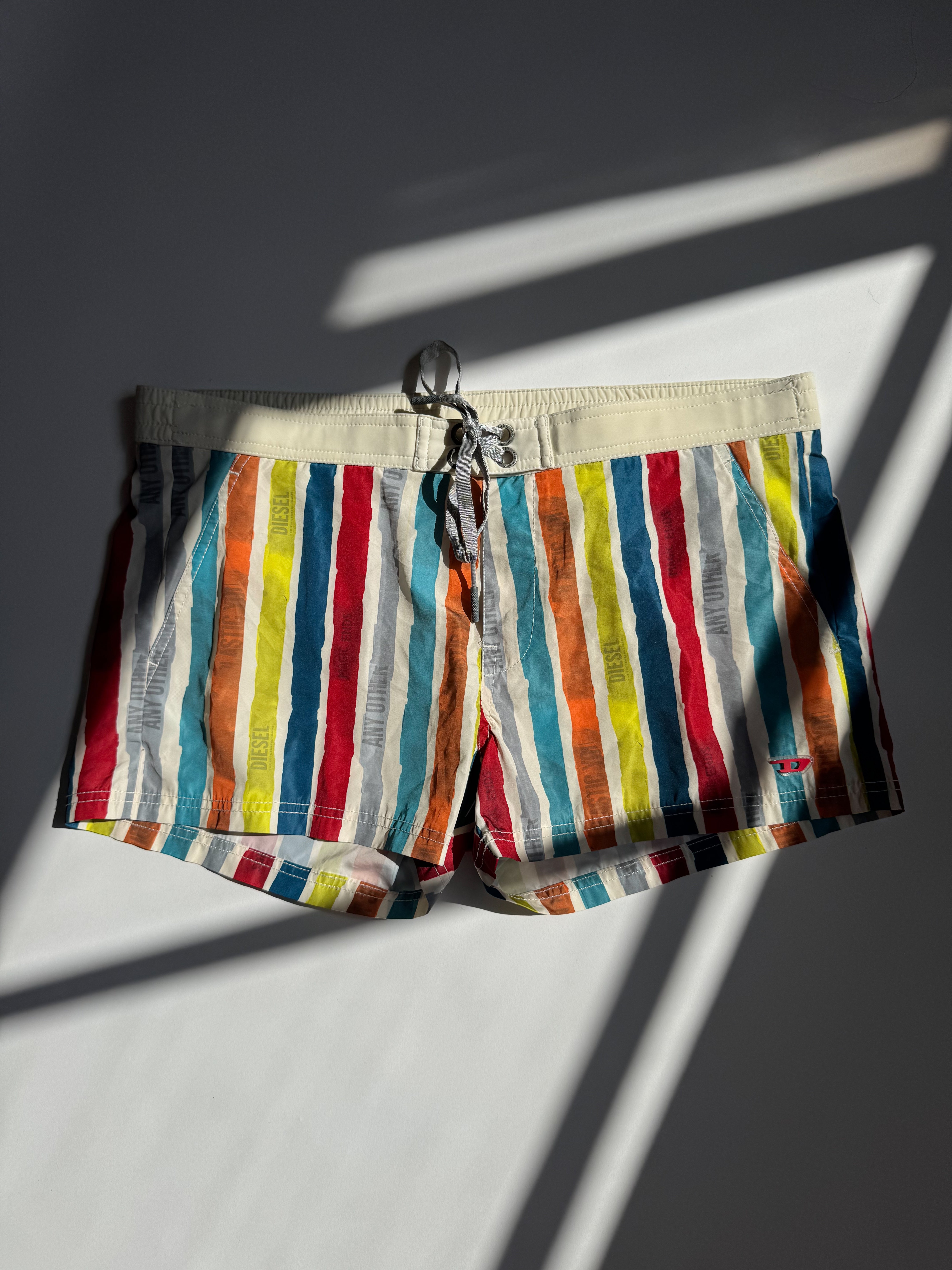 מכנסי בגד ים בהדפס פסים Diesel (XL)