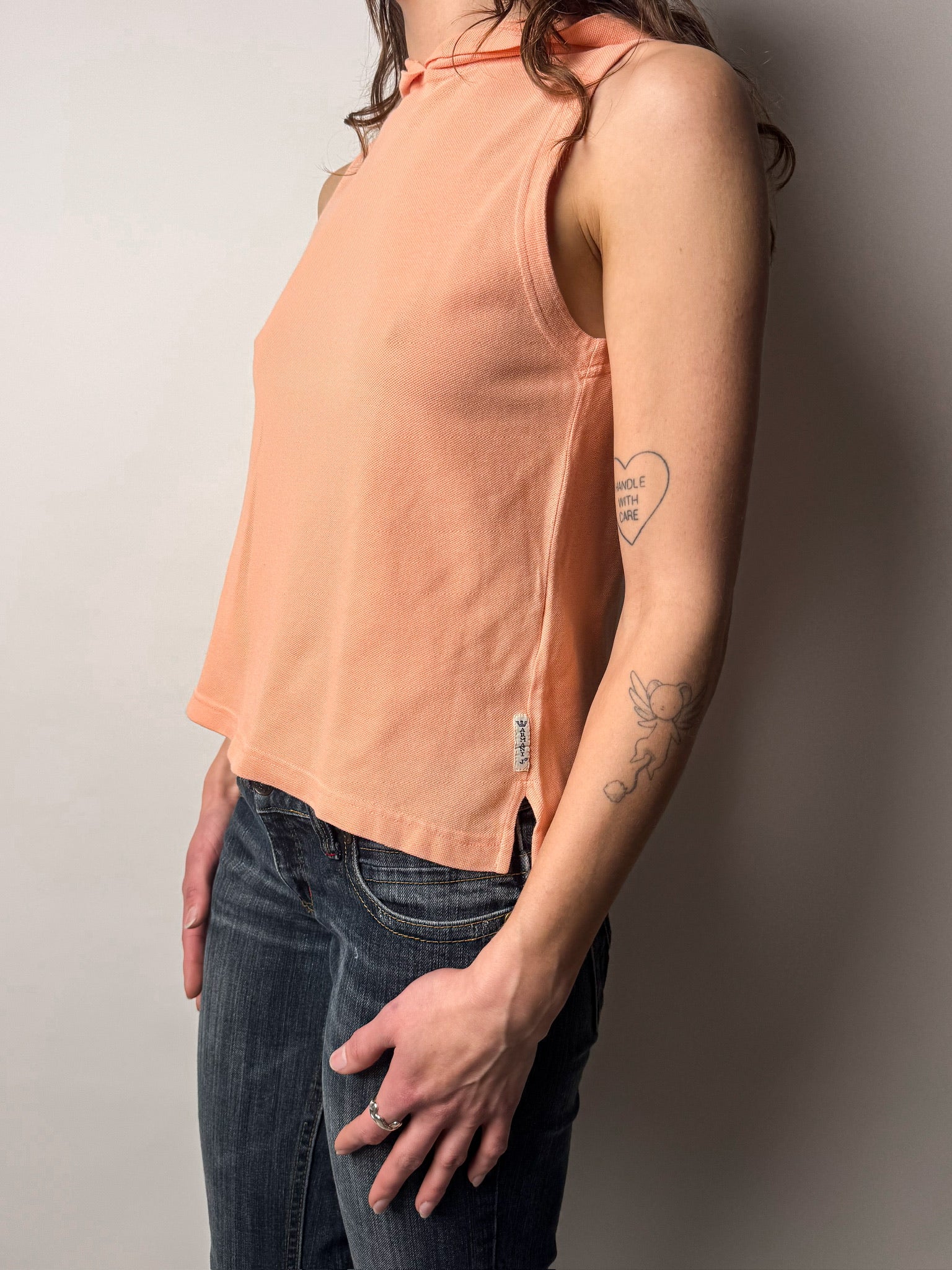 גופיית קפוצ׳ון Armani Jeans (M)