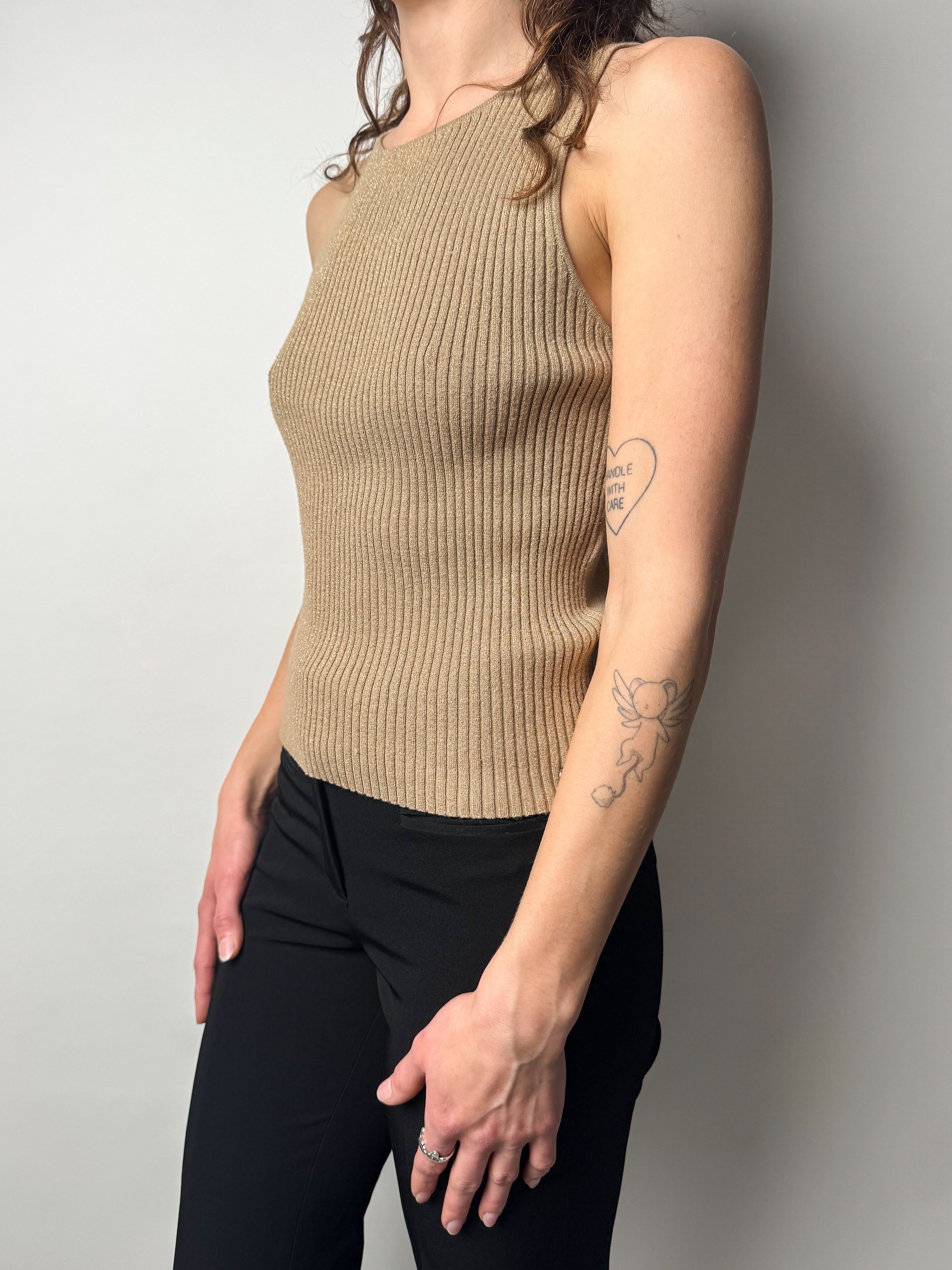 גופיה זהובה (S)