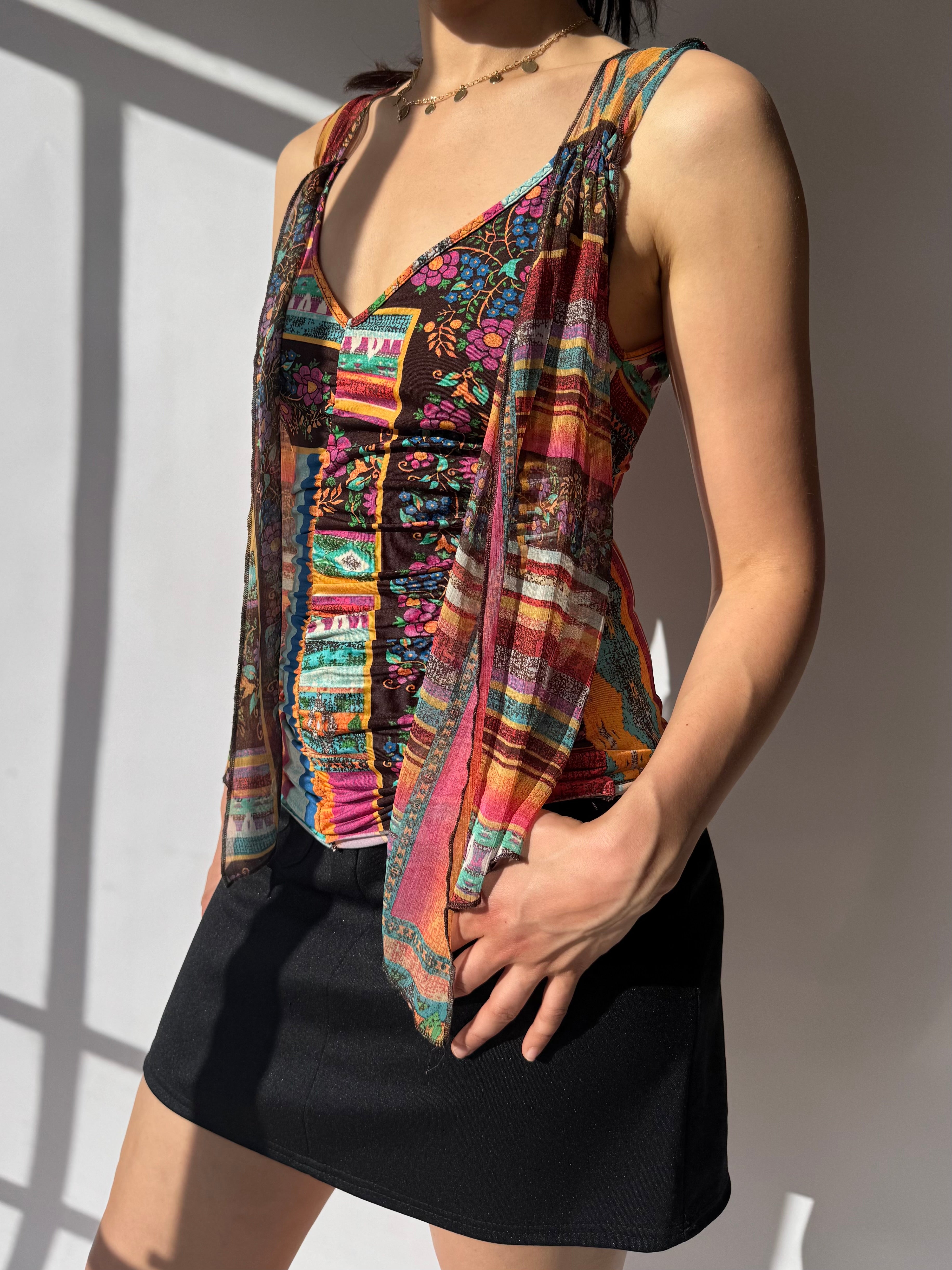 גופיה צבעונית בהדפס אתני (S)