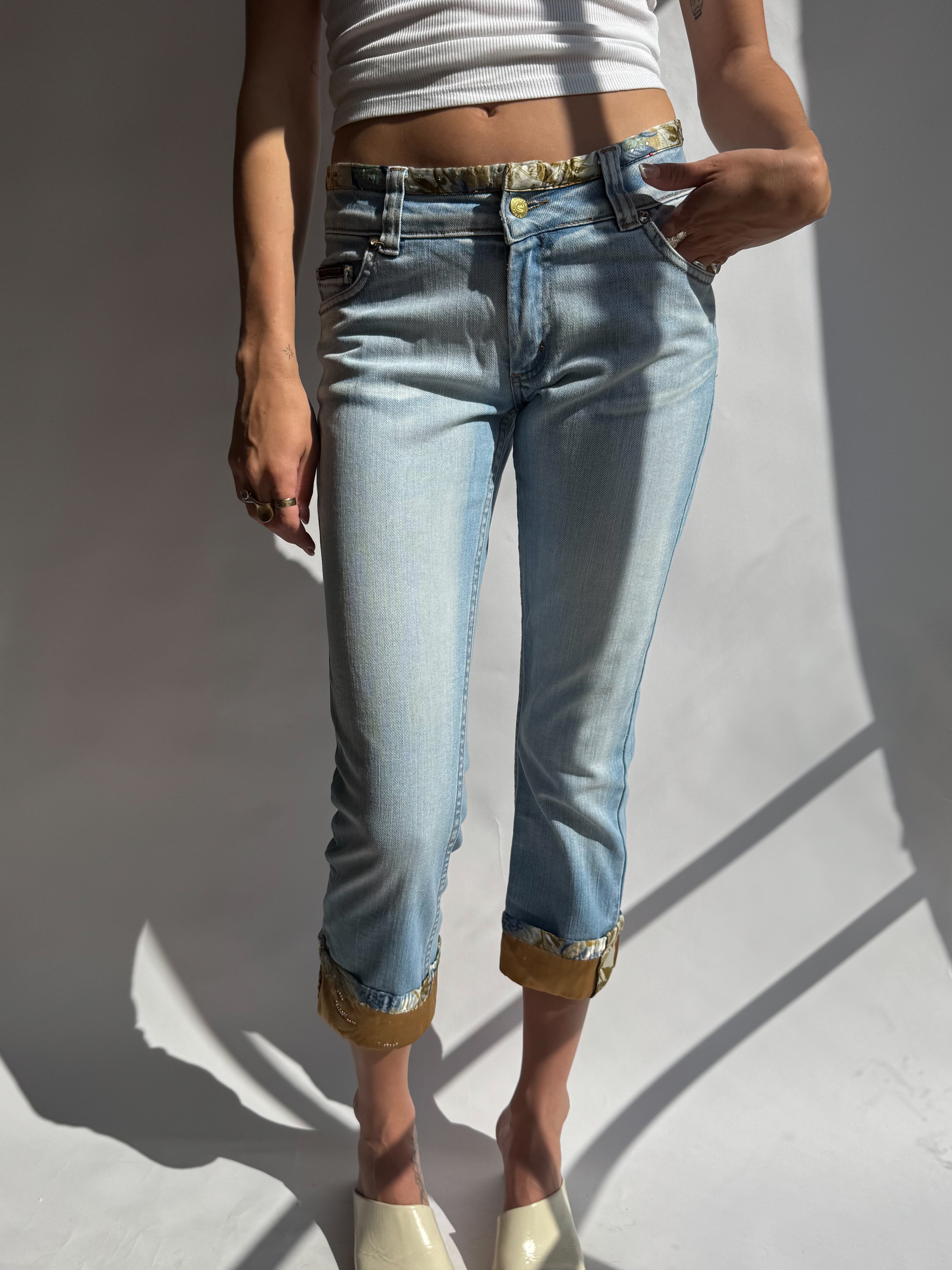 ג׳ינס 3/4 בשילוב בד מבריק Roberto Cavalli (34)