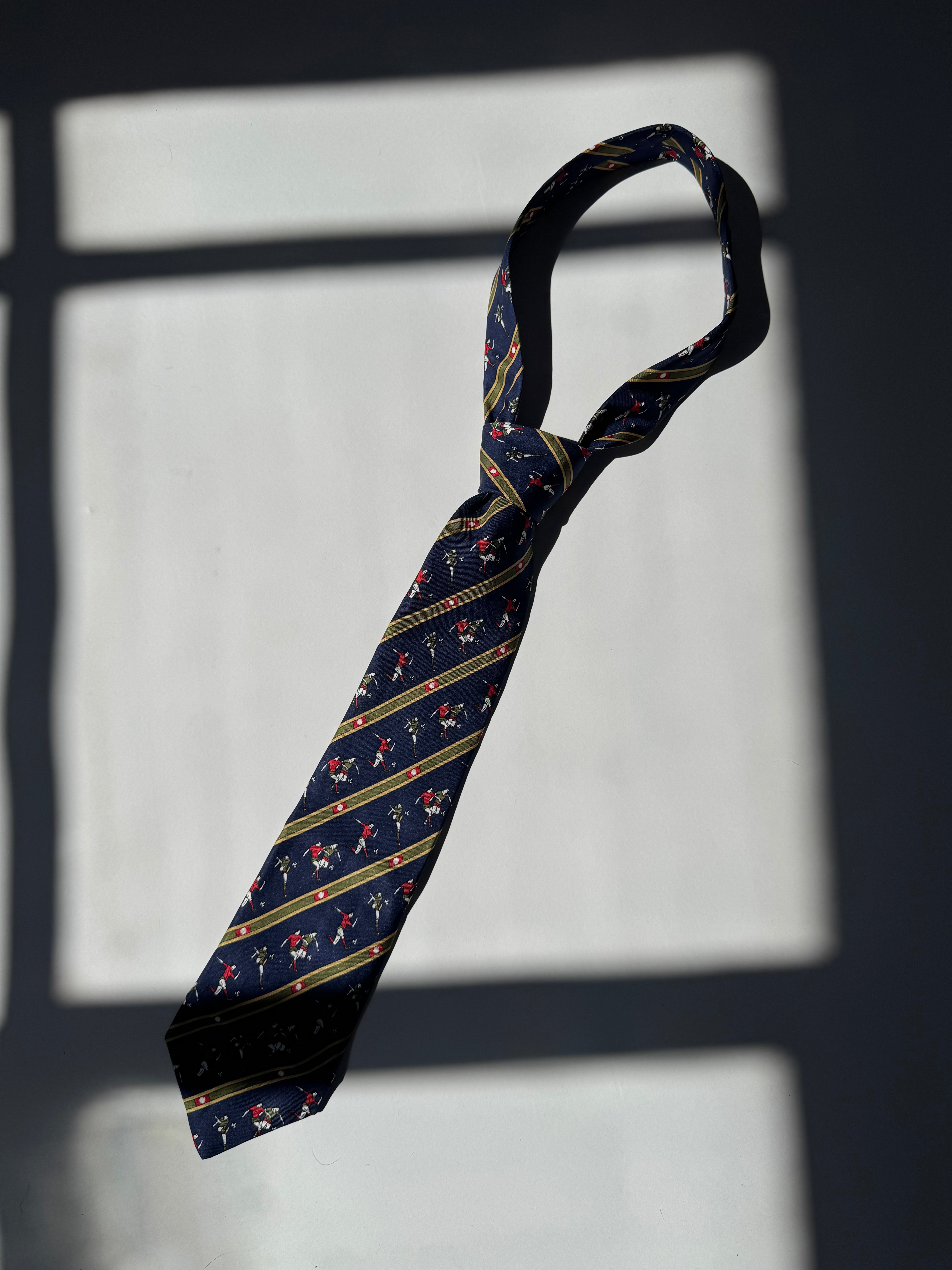 עניבת כדורגל משי