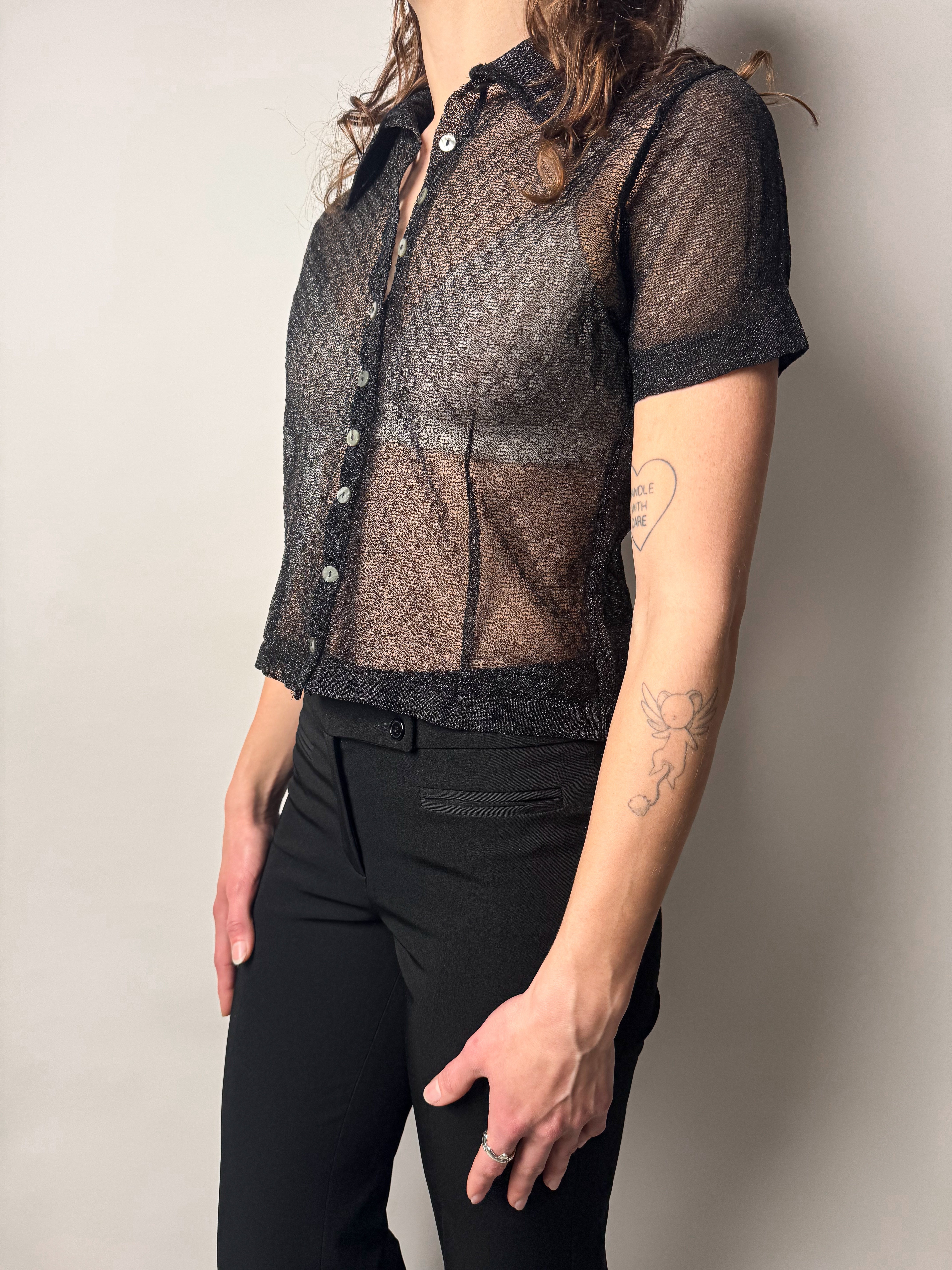 חולצה מכופתרת מבד רשת (S)