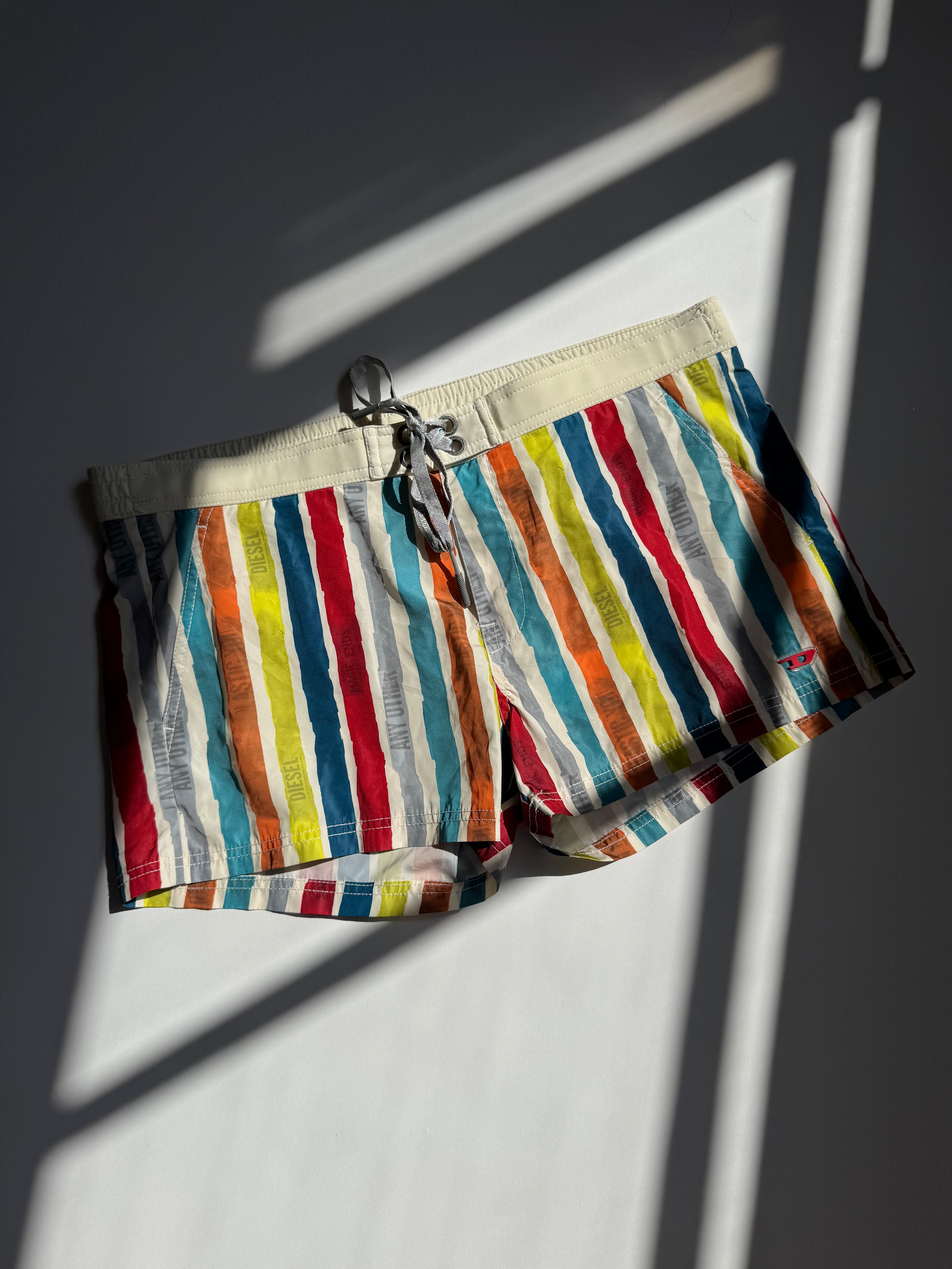 מכנסי בגד ים בהדפס פסים Diesel (XL)