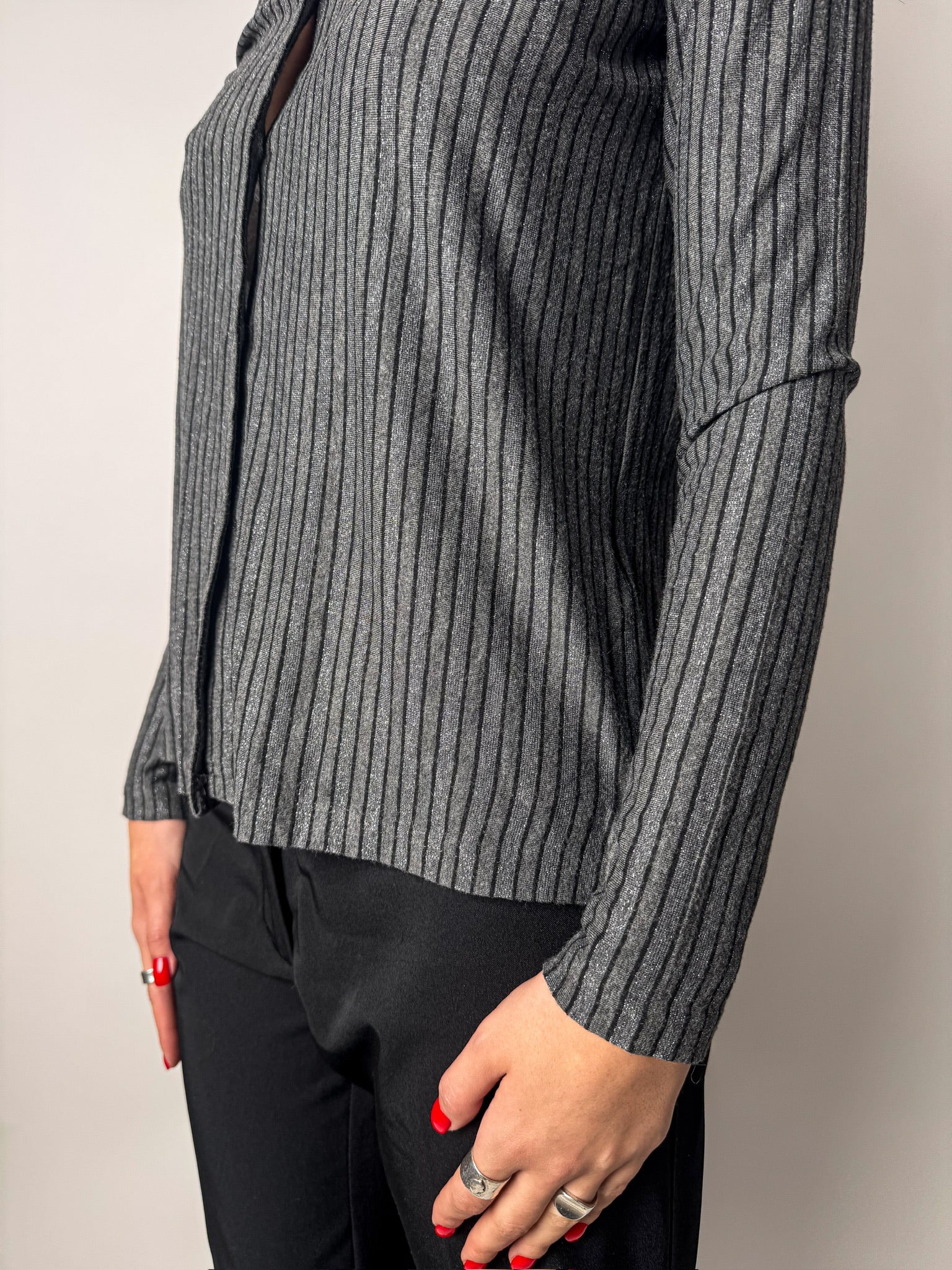 חולצת פסים מכופתרת (M)