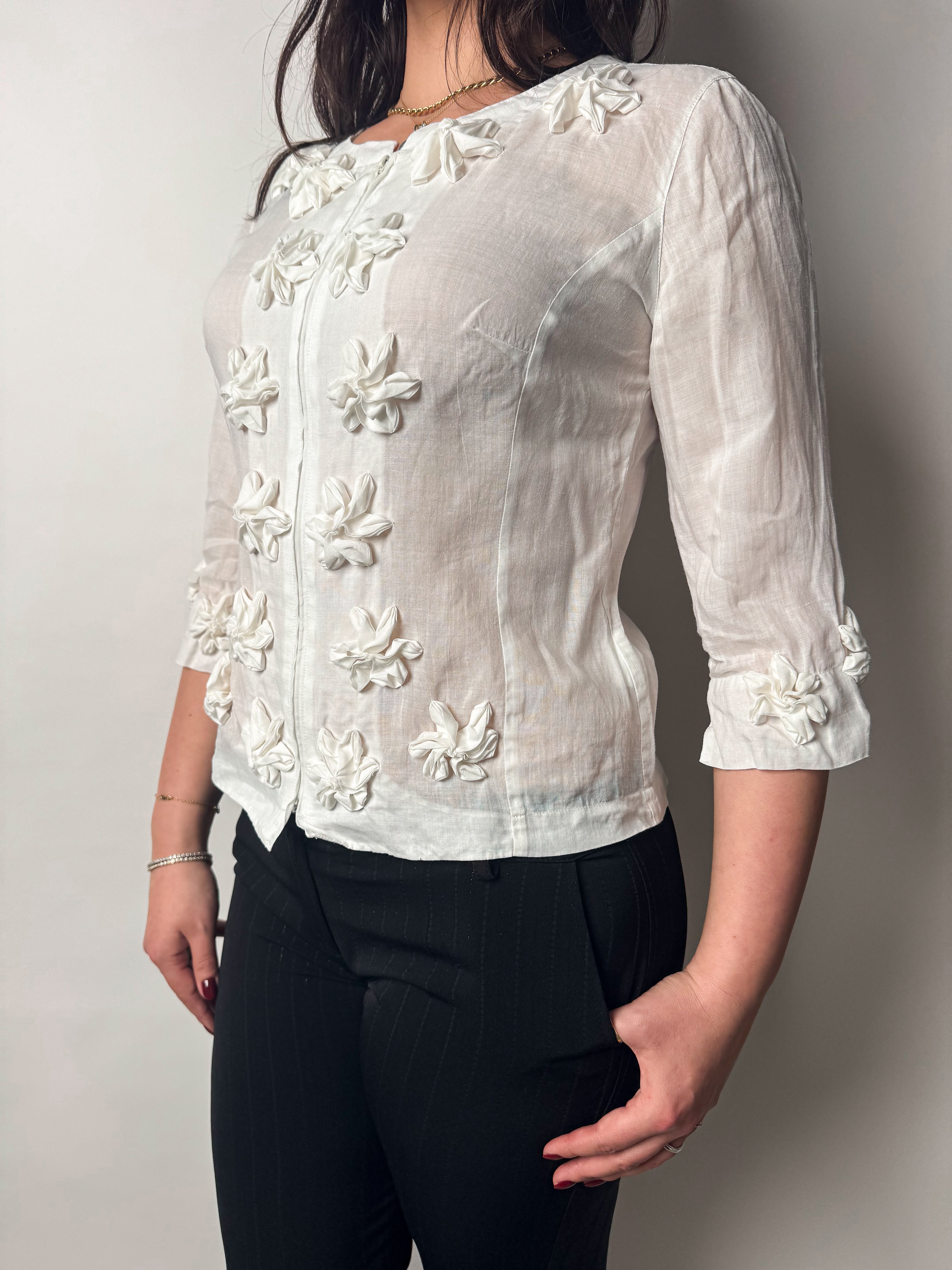 חולצת חג בשילוב פרחים (M)