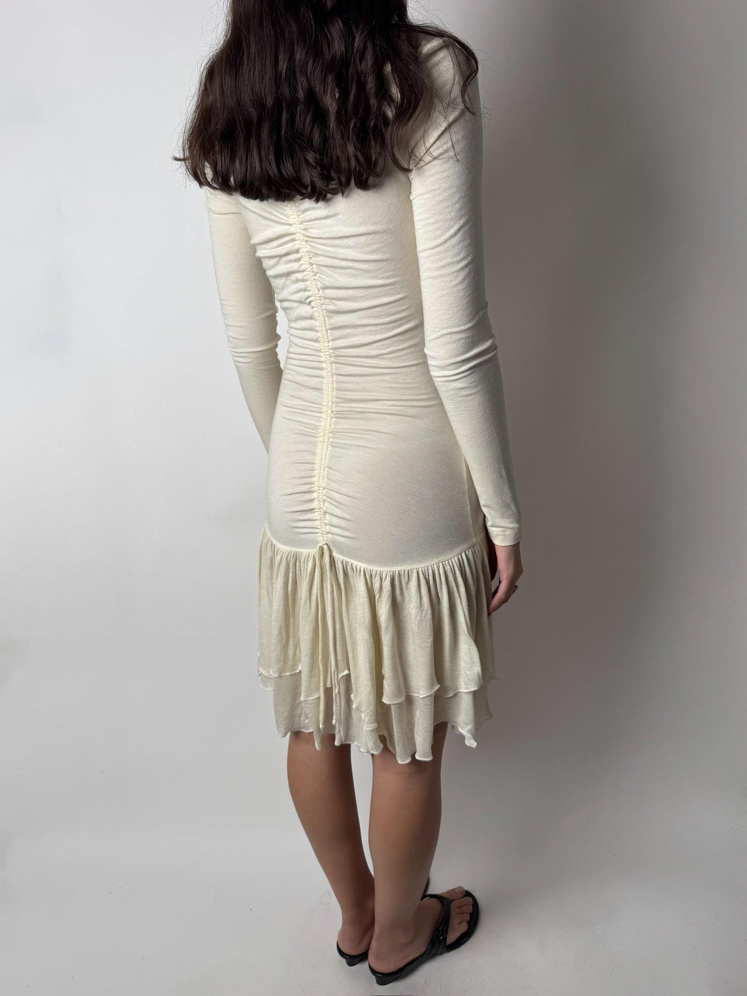 שמלת מידי בצבע שמנת (S-M)