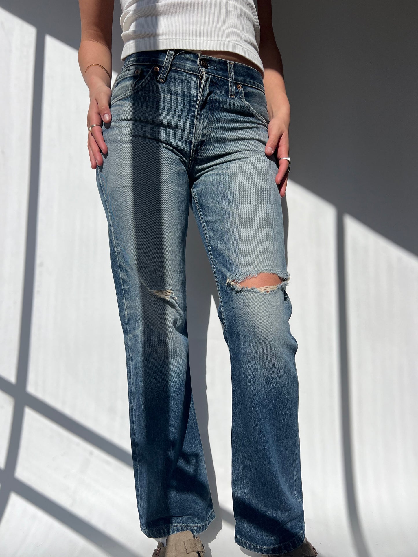 ג׳ינס עם קרעים Levi's (38)