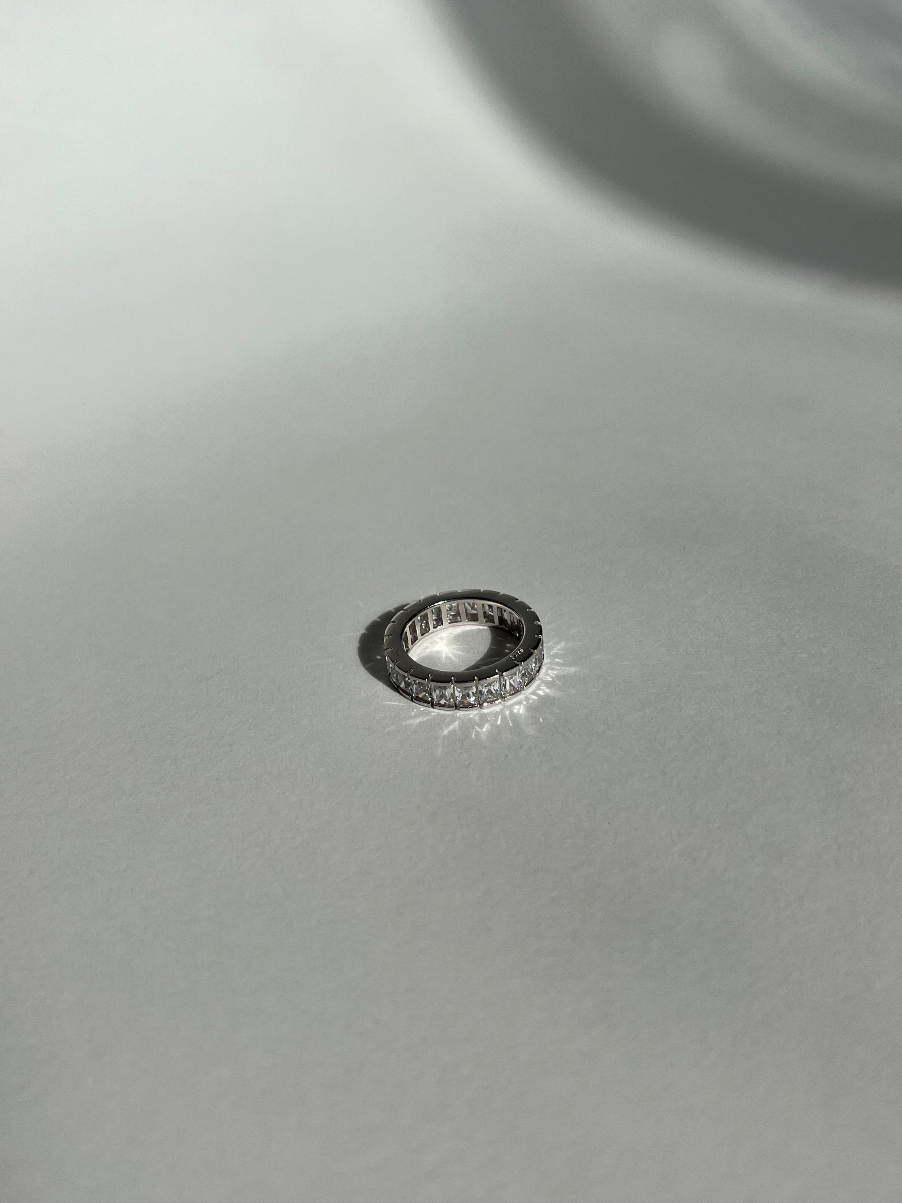 טבעת כסף 925 בשילוב זרקונים (7.25 US)