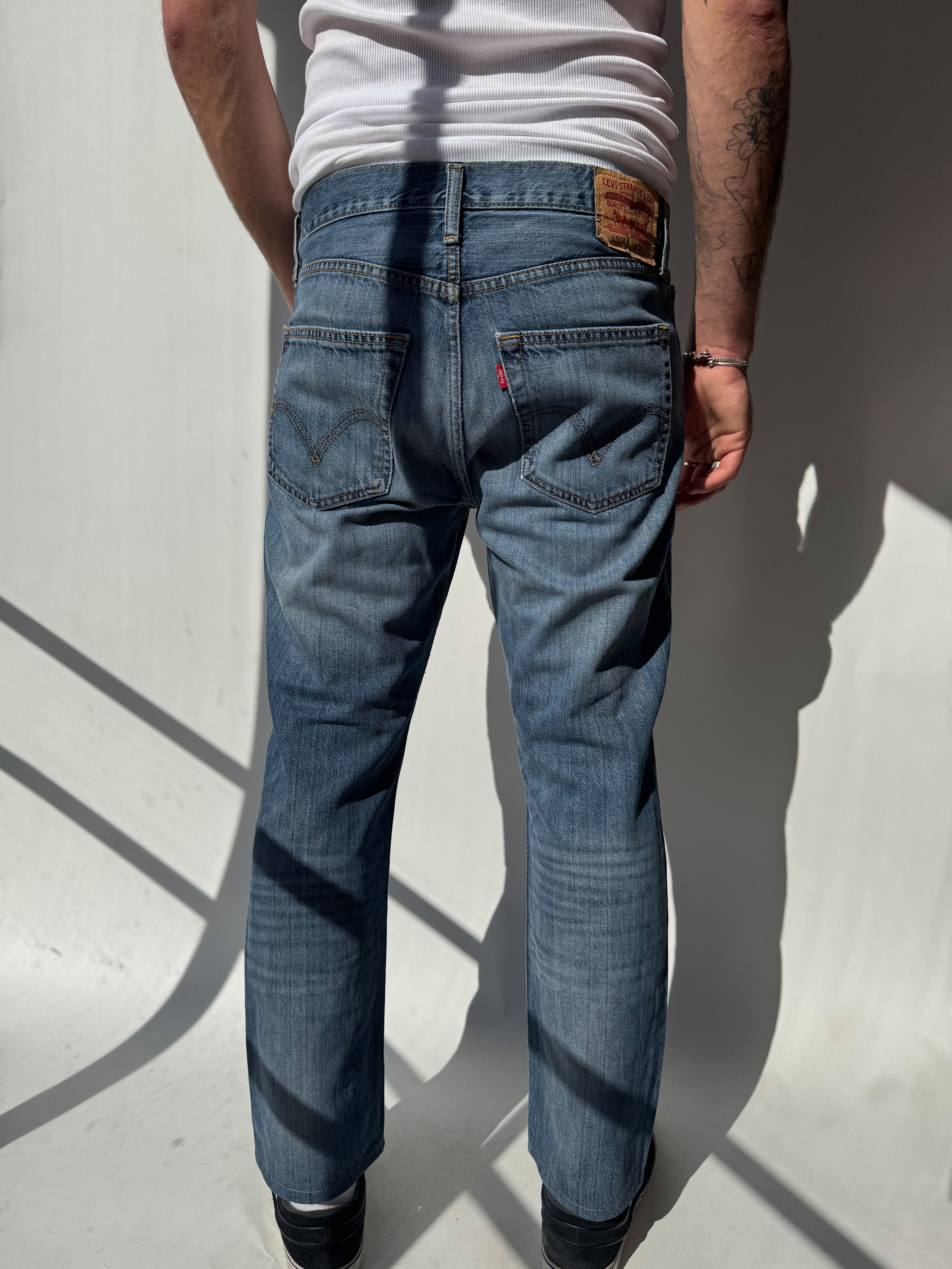 ג׳ינס בגזרת סלים (44)