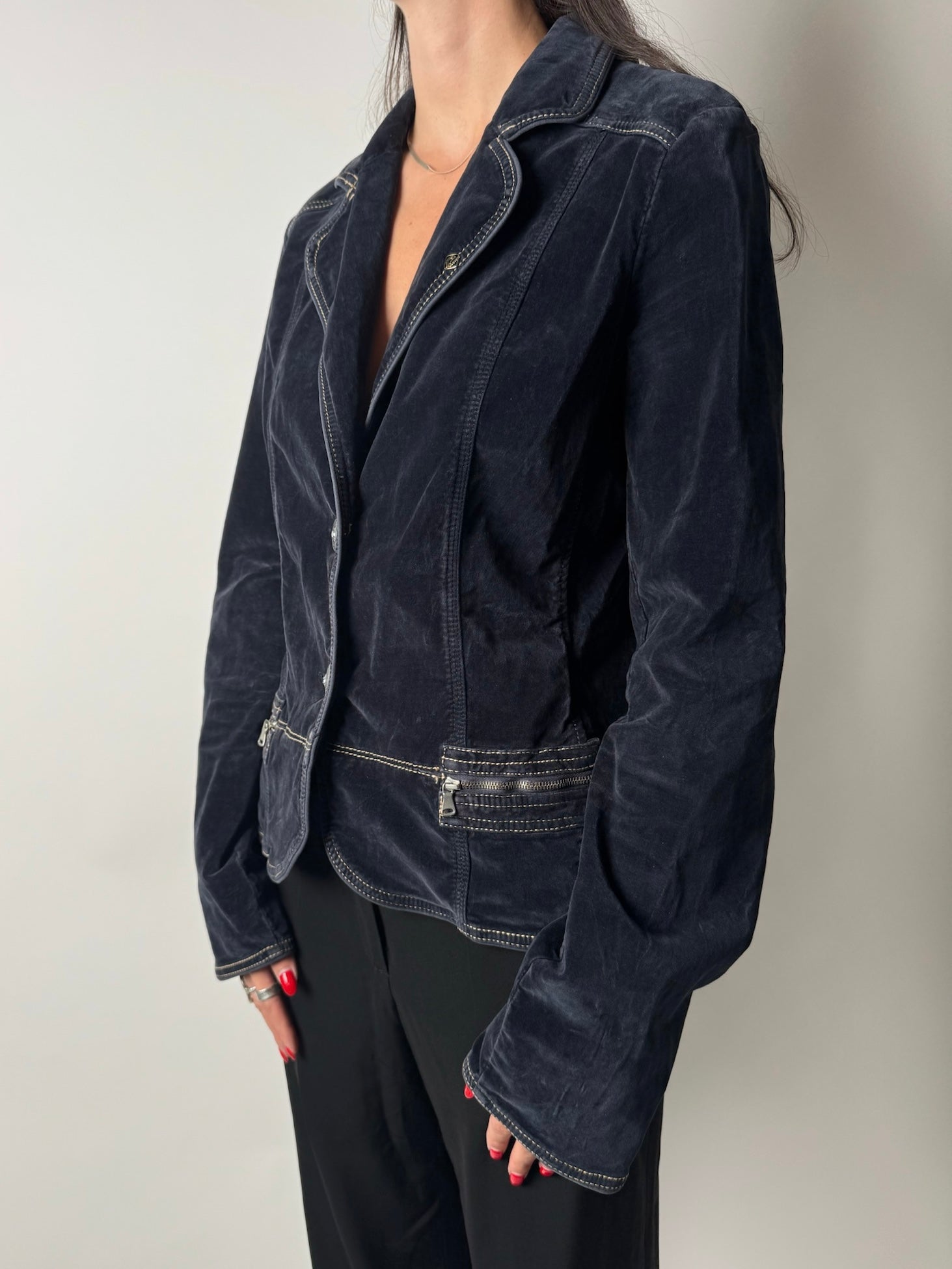 בלייזר קטיפה כחול כהה GUESS (M)