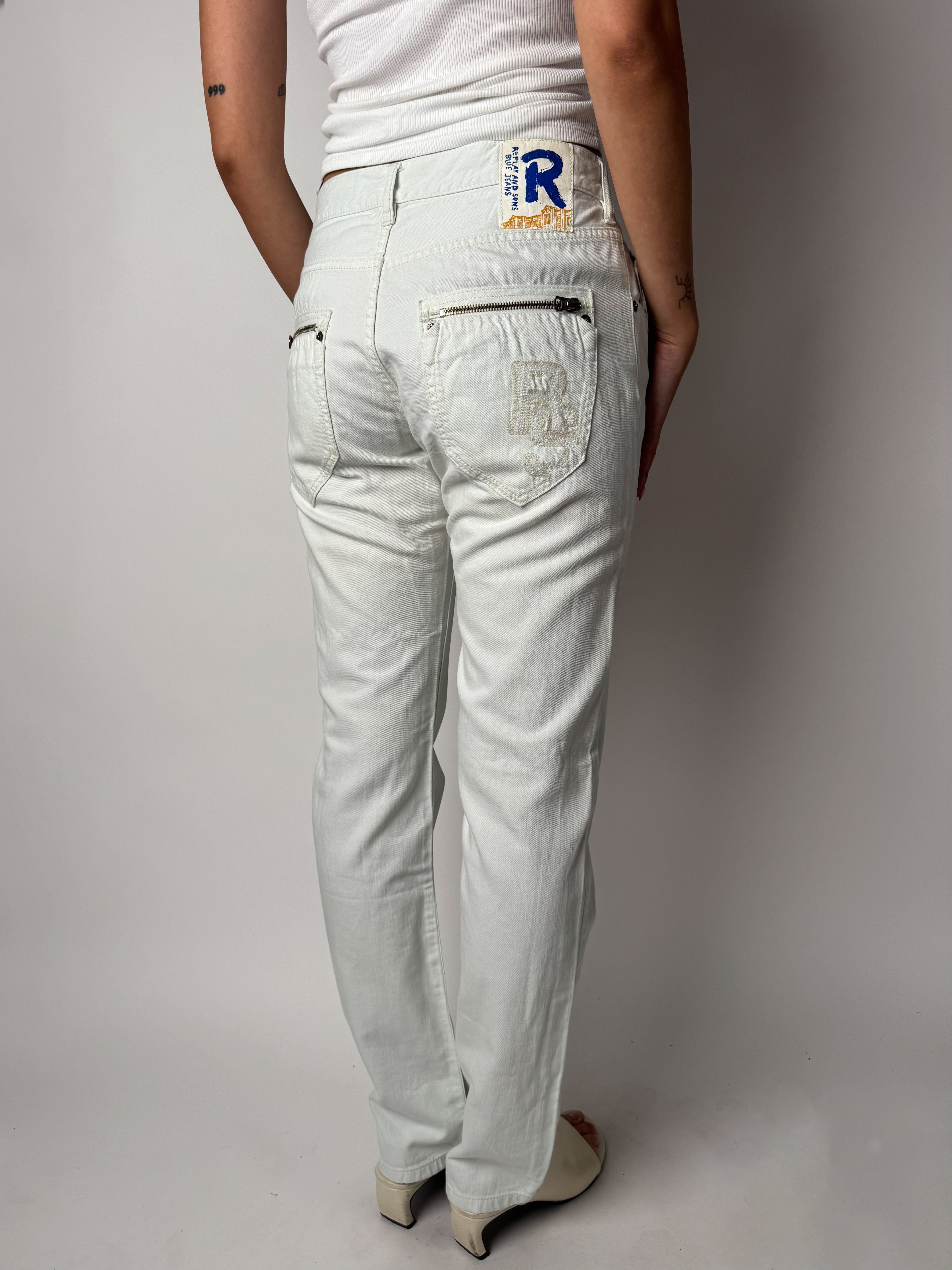 ג׳ינס לבן בגזרה ישרה Replay (36)