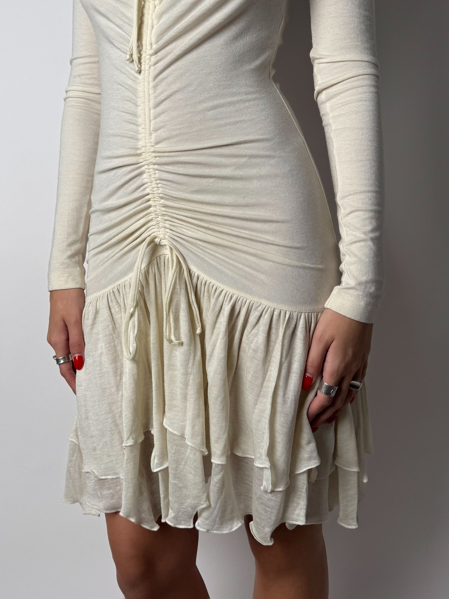 שמלת מידי בצבע שמנת (S-M)