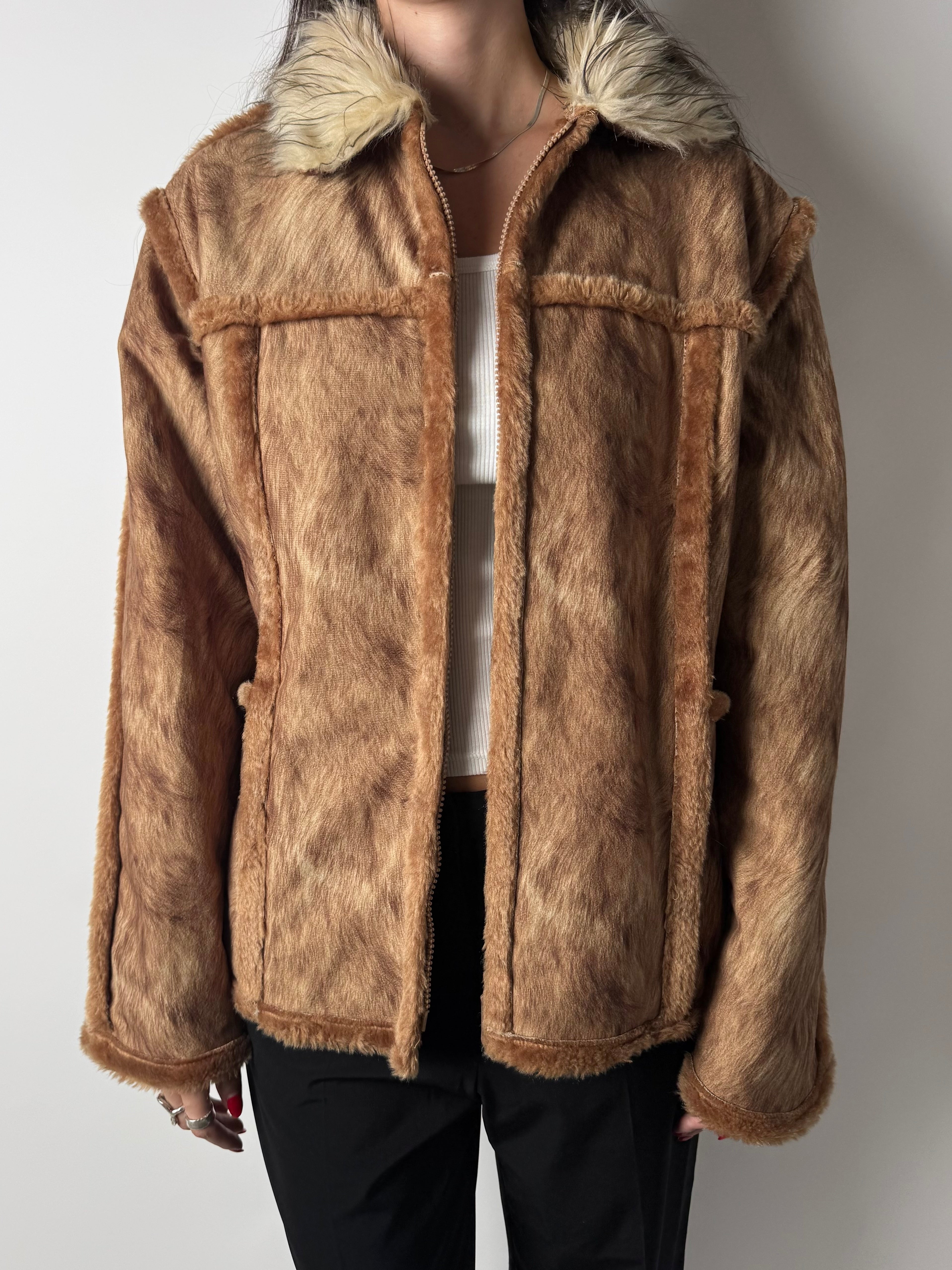 מעיל בשילוב פרווה (M-L)