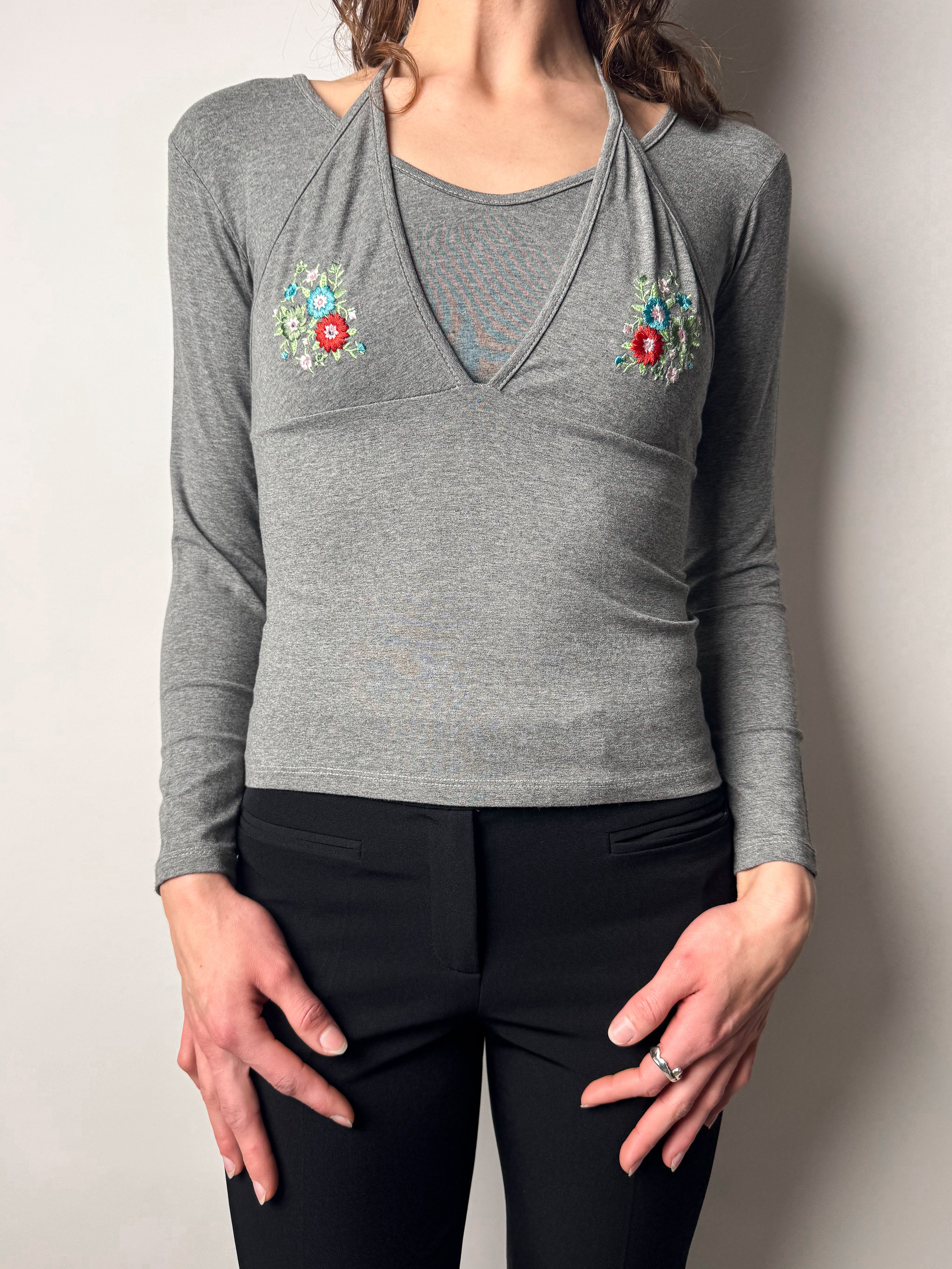 חולצה שכבות בשילוב רקמה (XS-S)