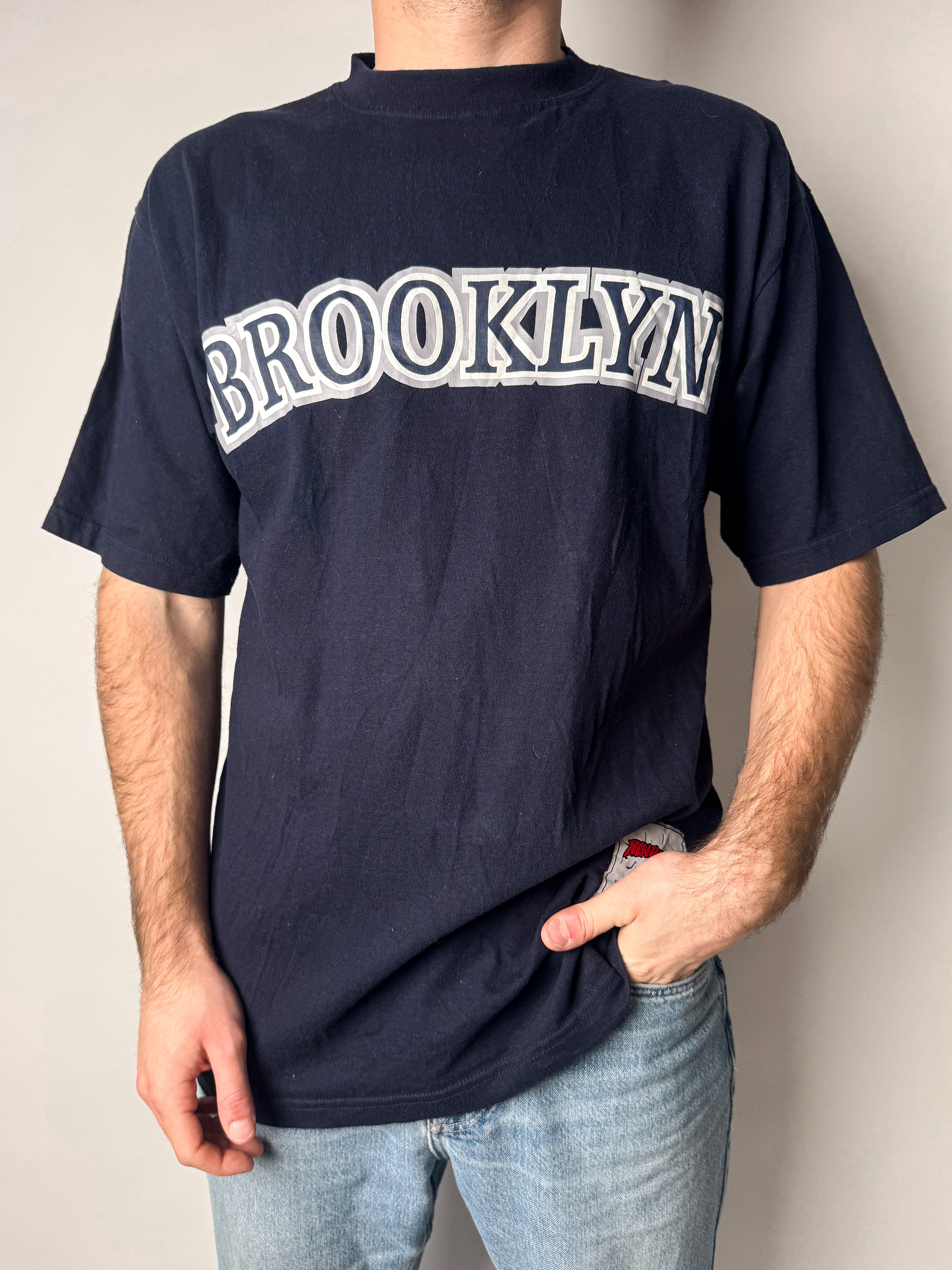 טי שירט בהדפס (L)