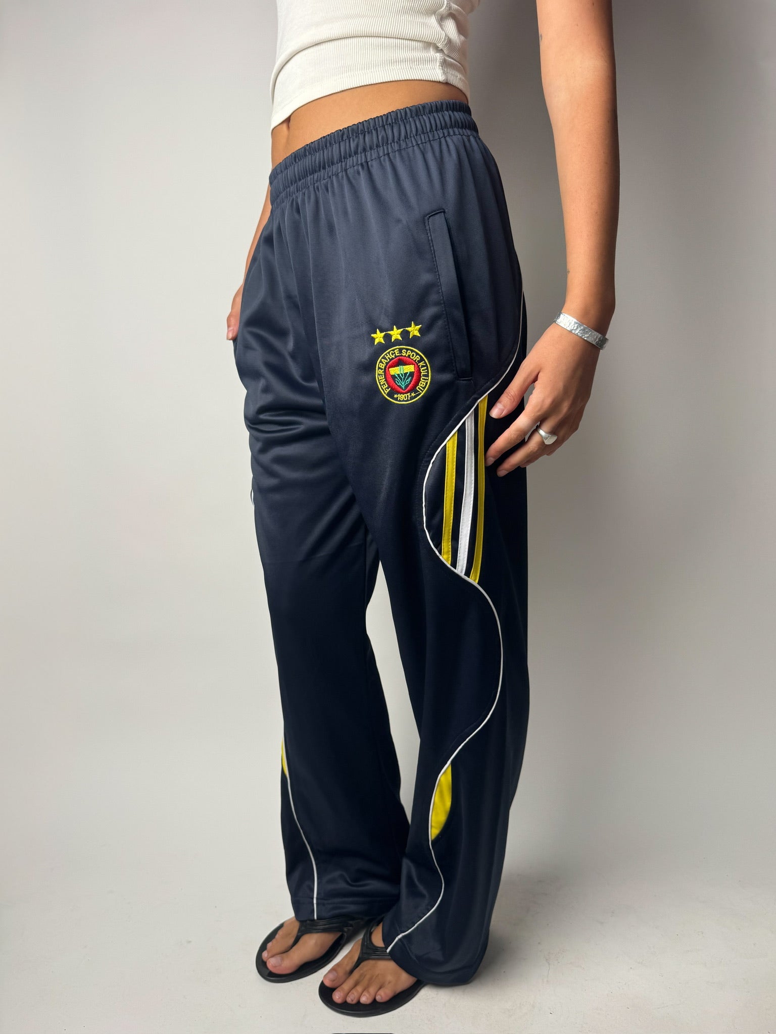 מכנסי ספורט ארוכים Adidas (XS-S)