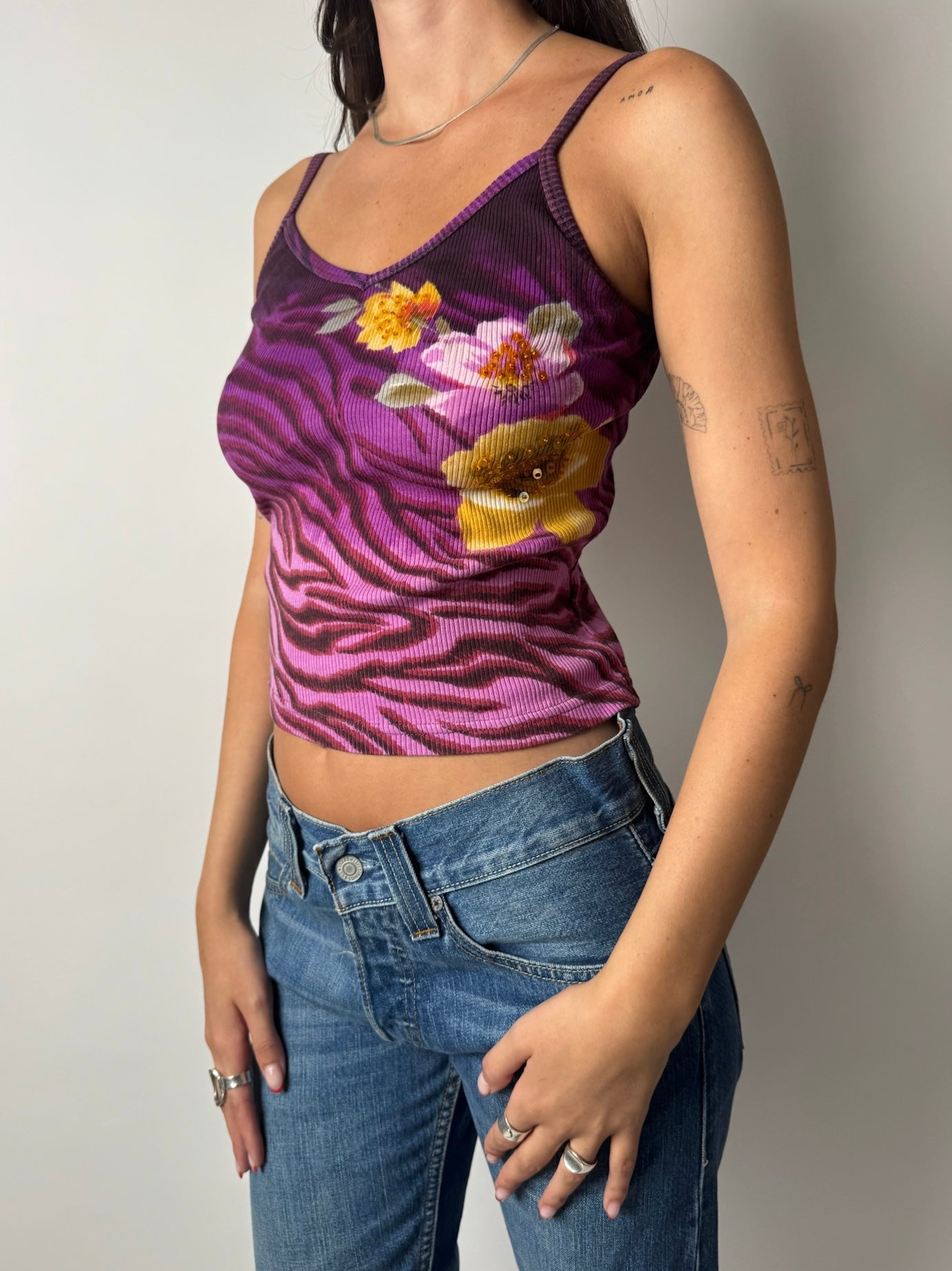 גופייה מנומרת ופרחונית (S)