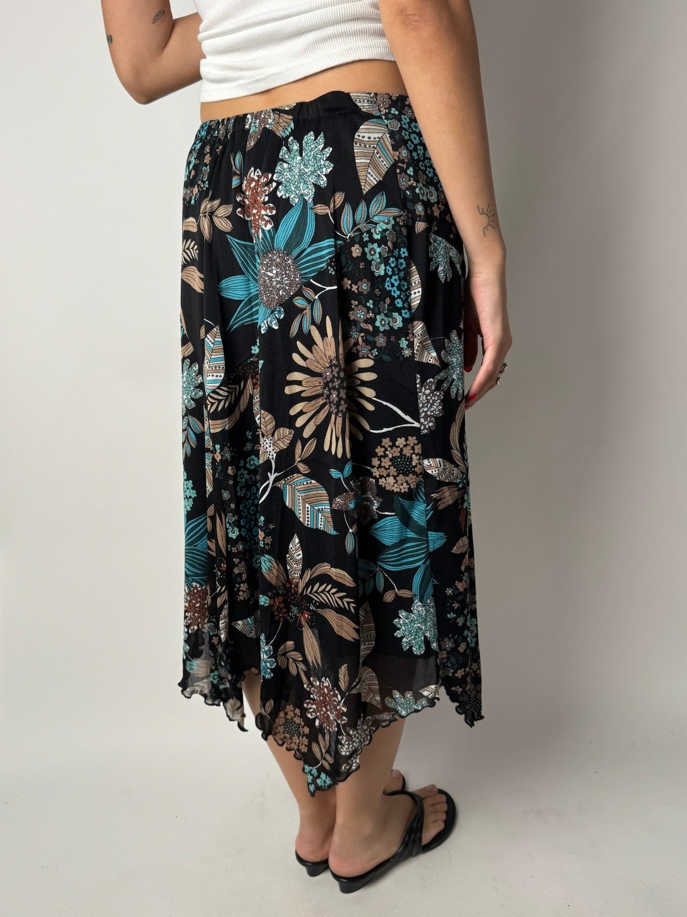 חצאית מידי פרחונית (36)