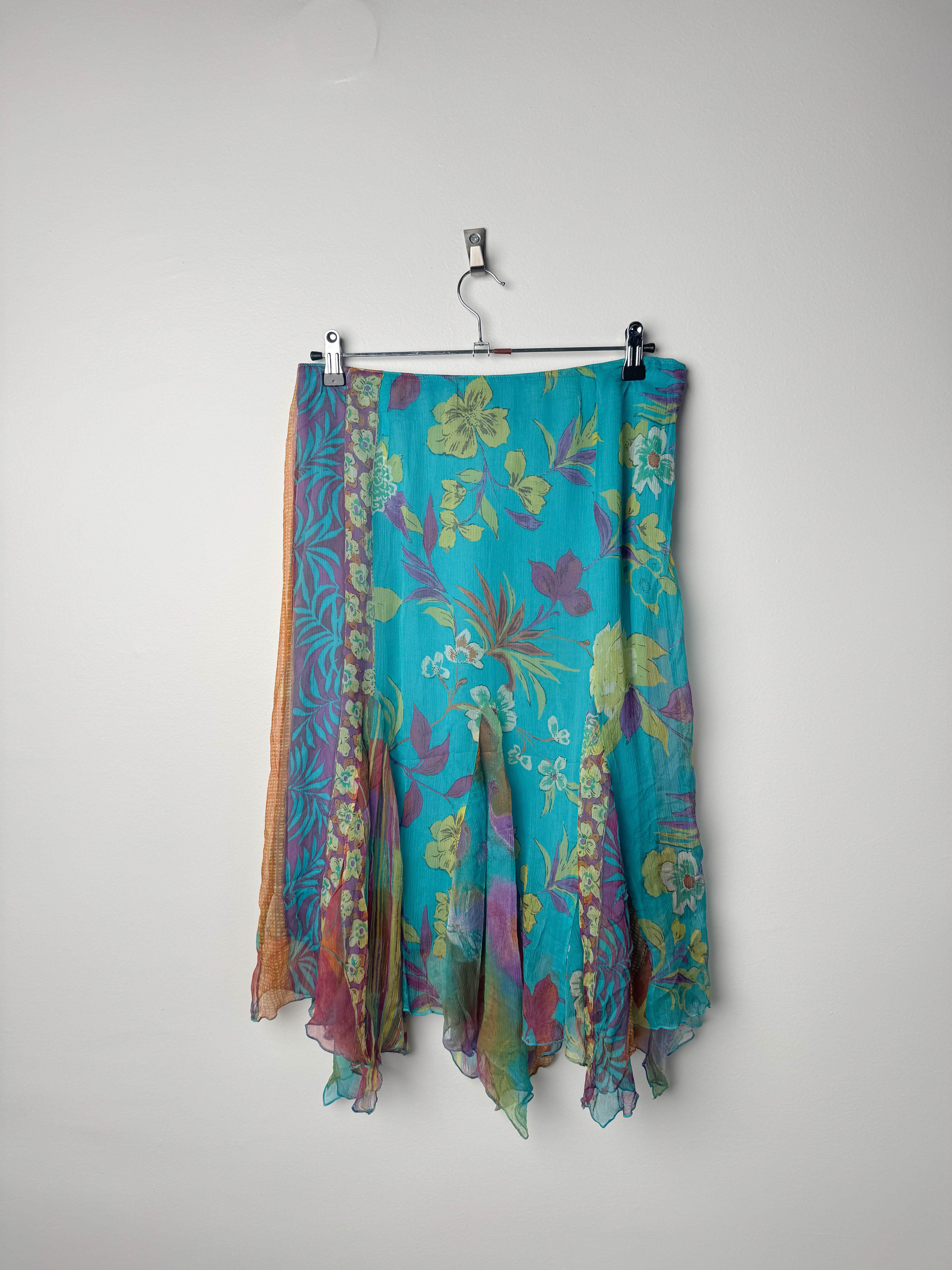 חצאית משי פרחונית (40)