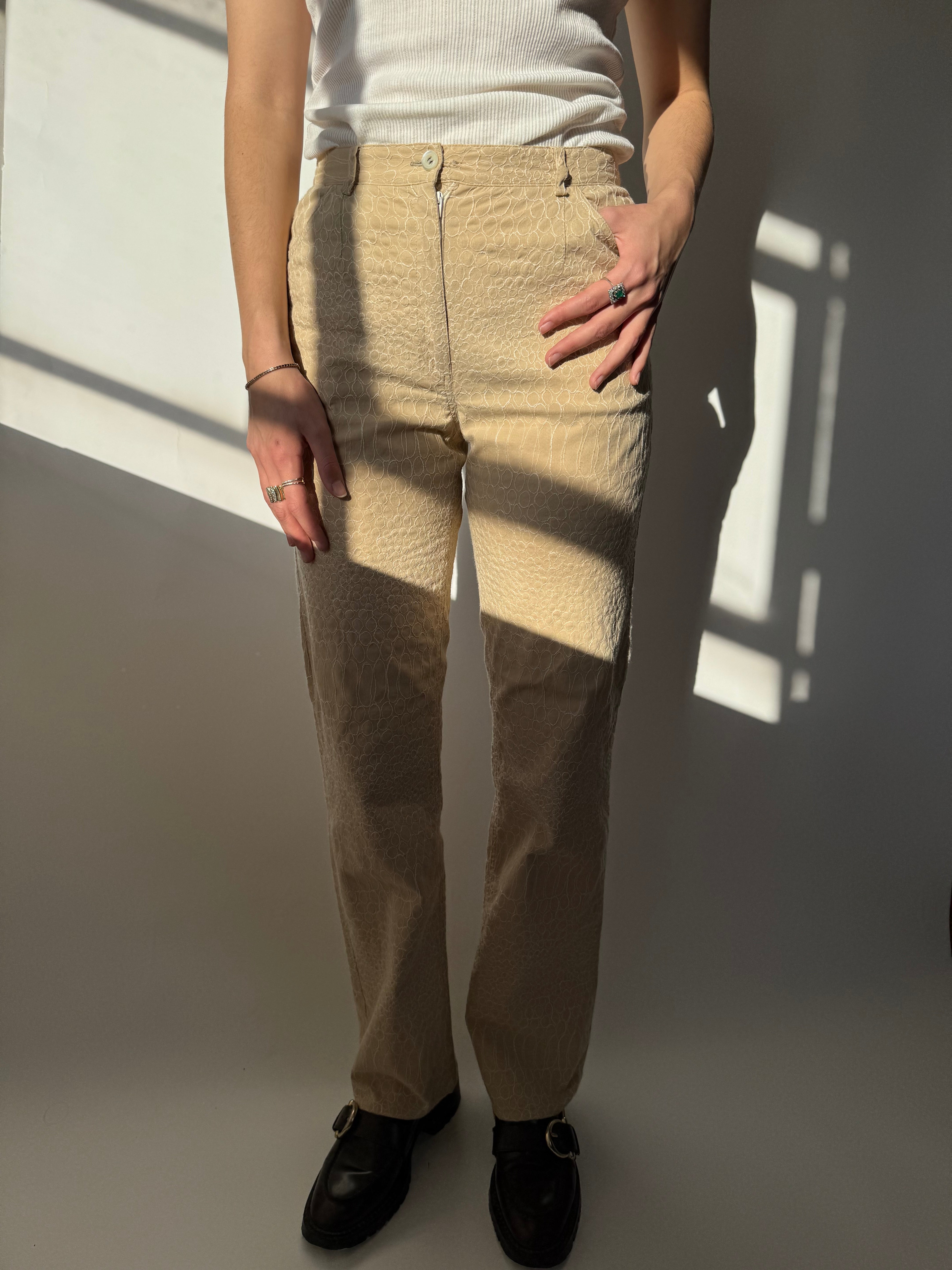 מכנסיים בשילוב רקמה נחשית (34)