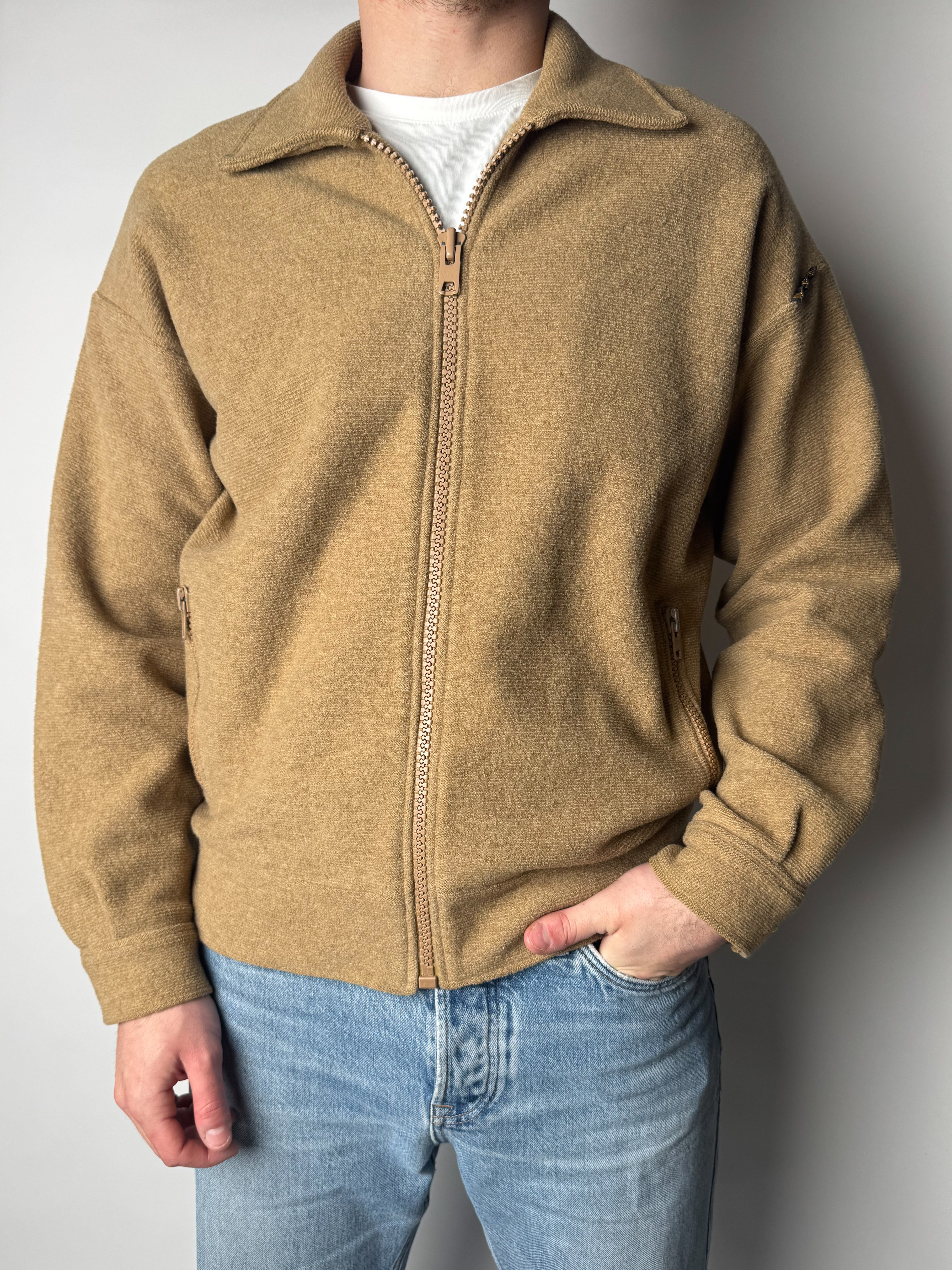 ג׳קט צמר בגוון קאמל (M-L)