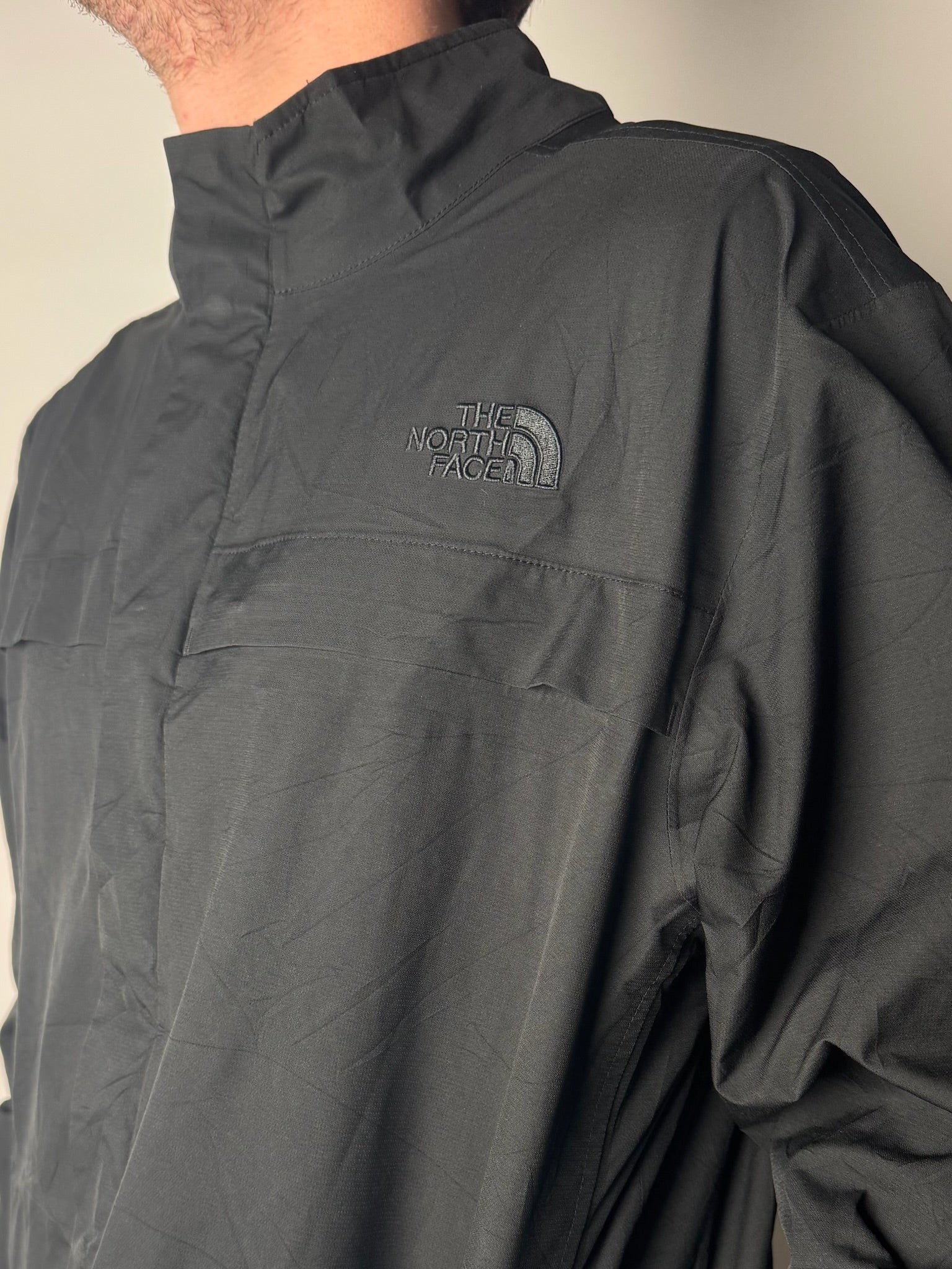 מעיל רוח שחור The North Face (XL)