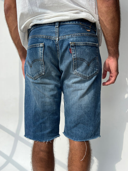 ג׳ינס קצר Levi's (44)