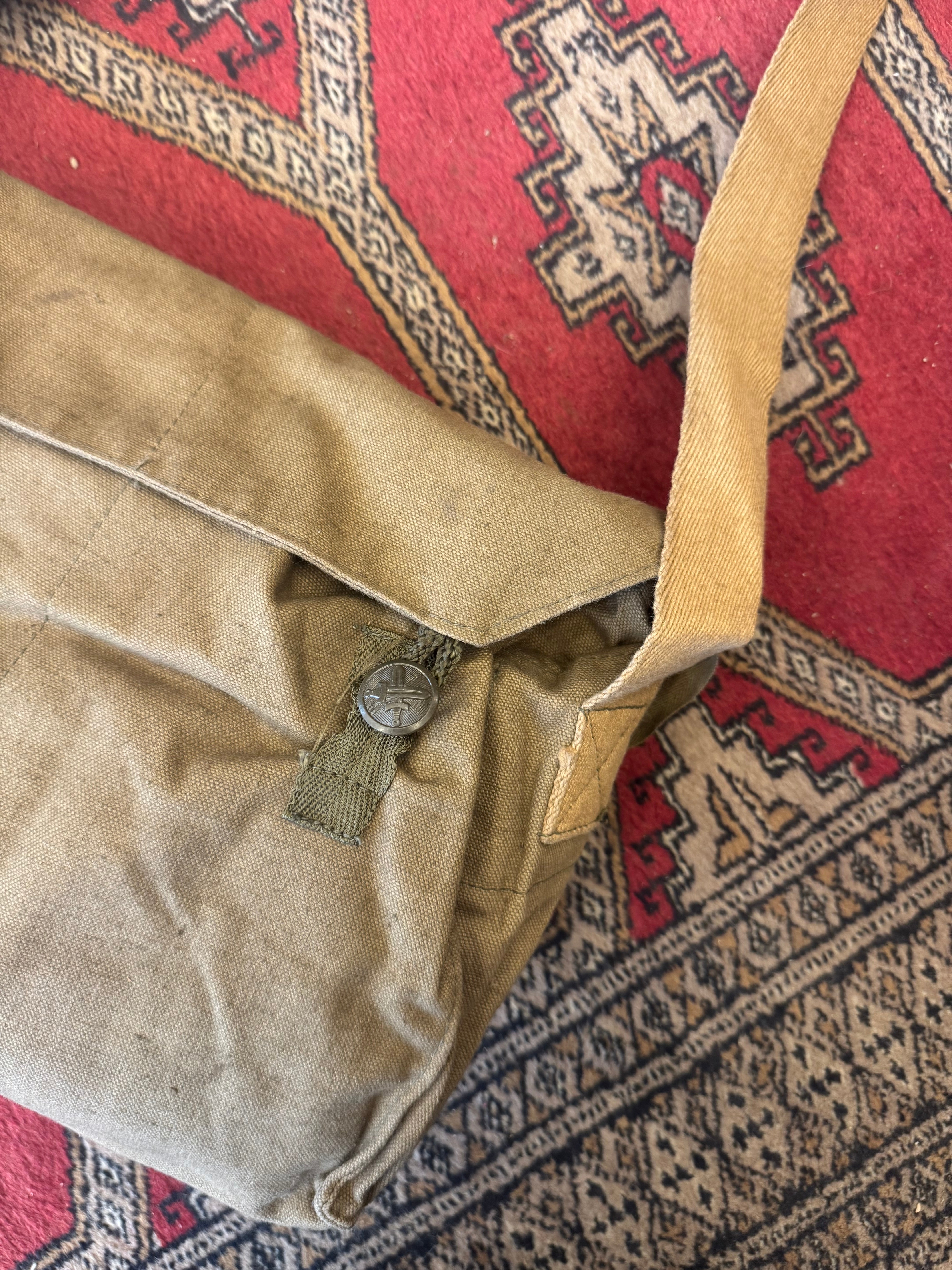 תיק צד צבא צ׳כוסלובקיה 1975