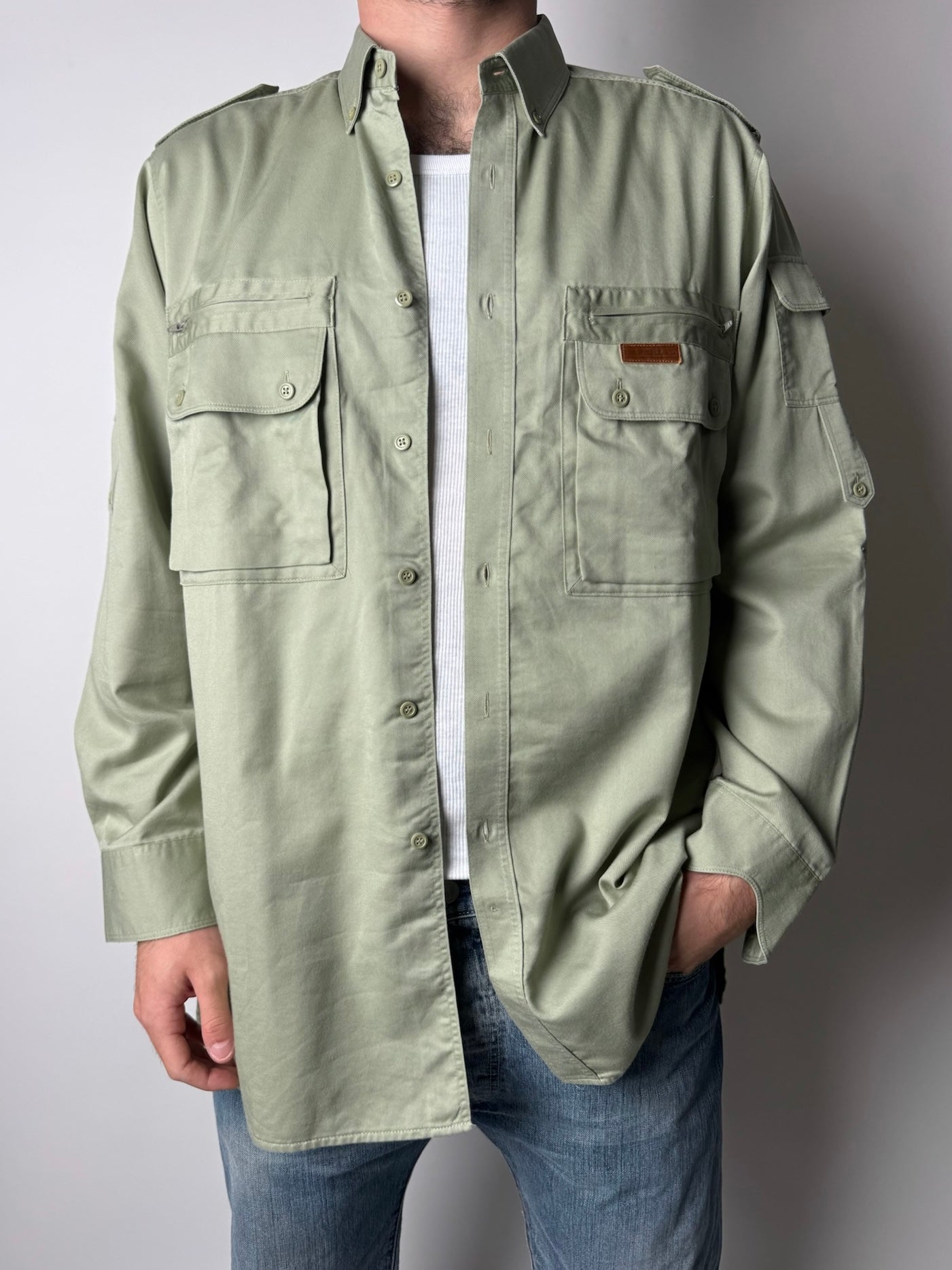 חולצה מכופתרת חאקי (XL)