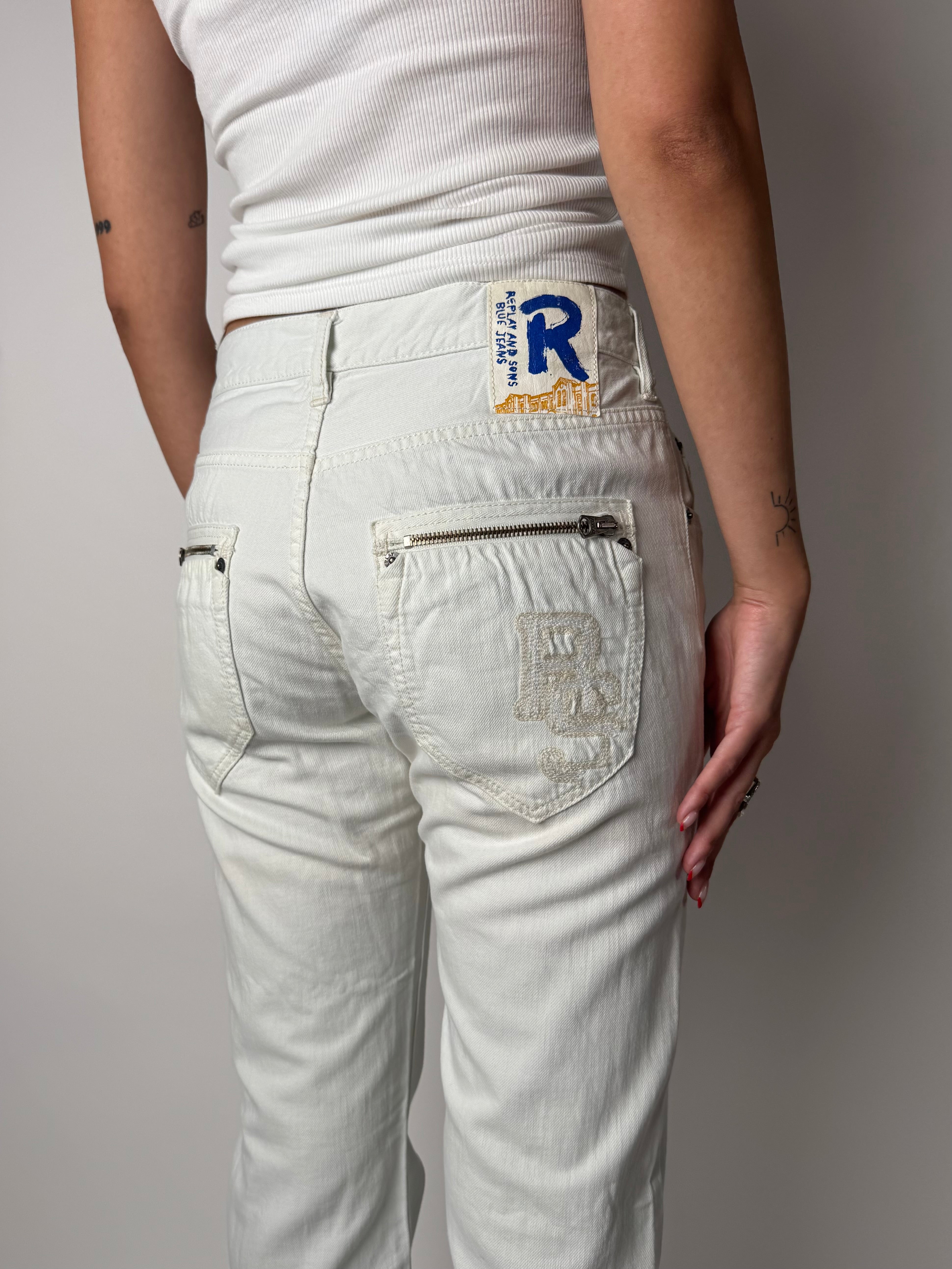 ג׳ינס לבן בגזרה ישרה Replay (36)