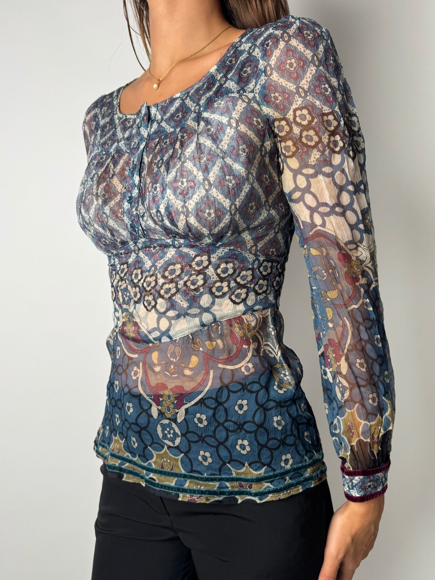 חולצה שקופה בהדפס אתני Max&Co (S-M)