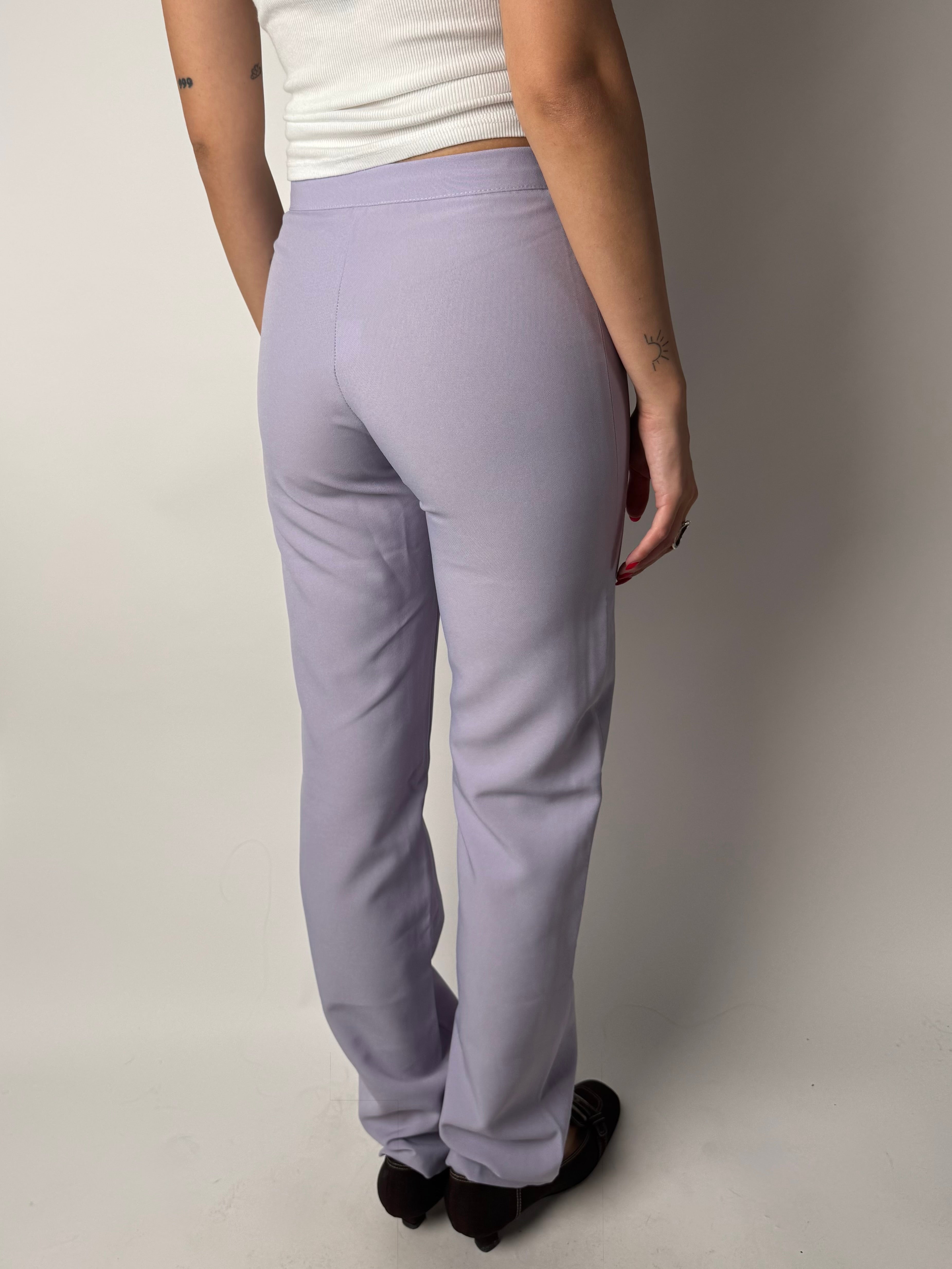 מכנסיים מחויטים סגולים (34-36)