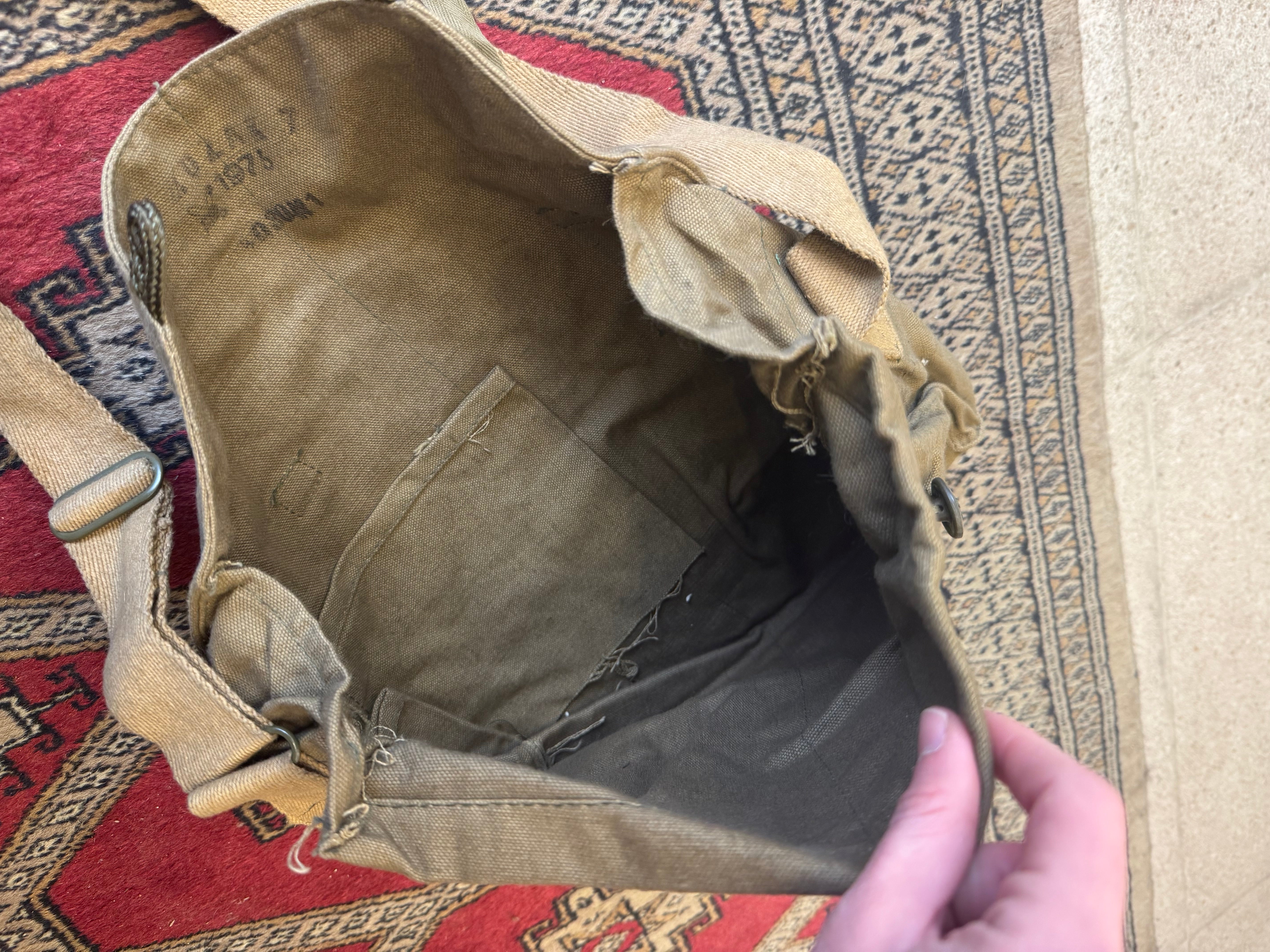 תיק צד צבא צ׳כוסלובקיה 1975