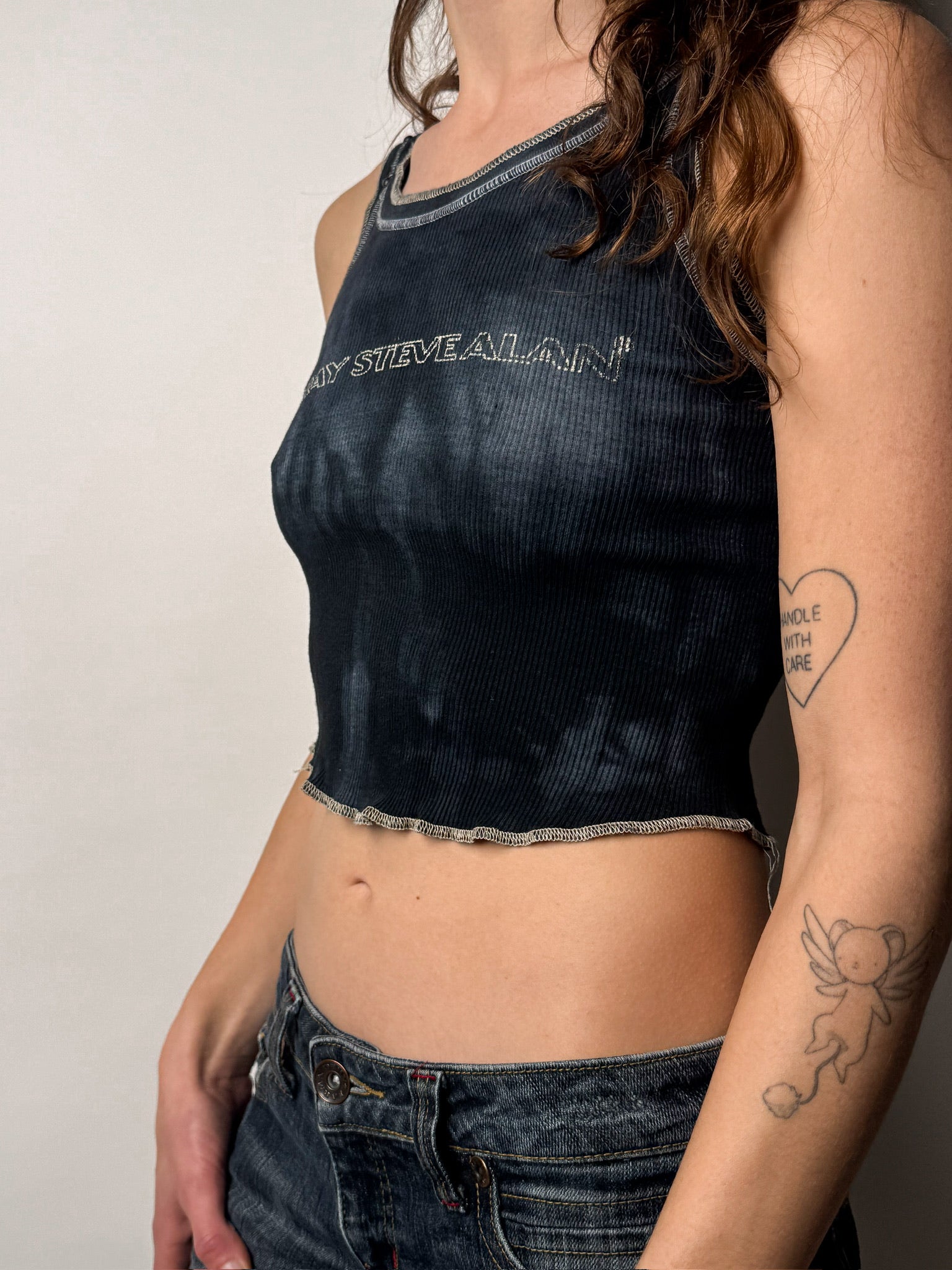 גופיית קרופ בהדפס (XS)