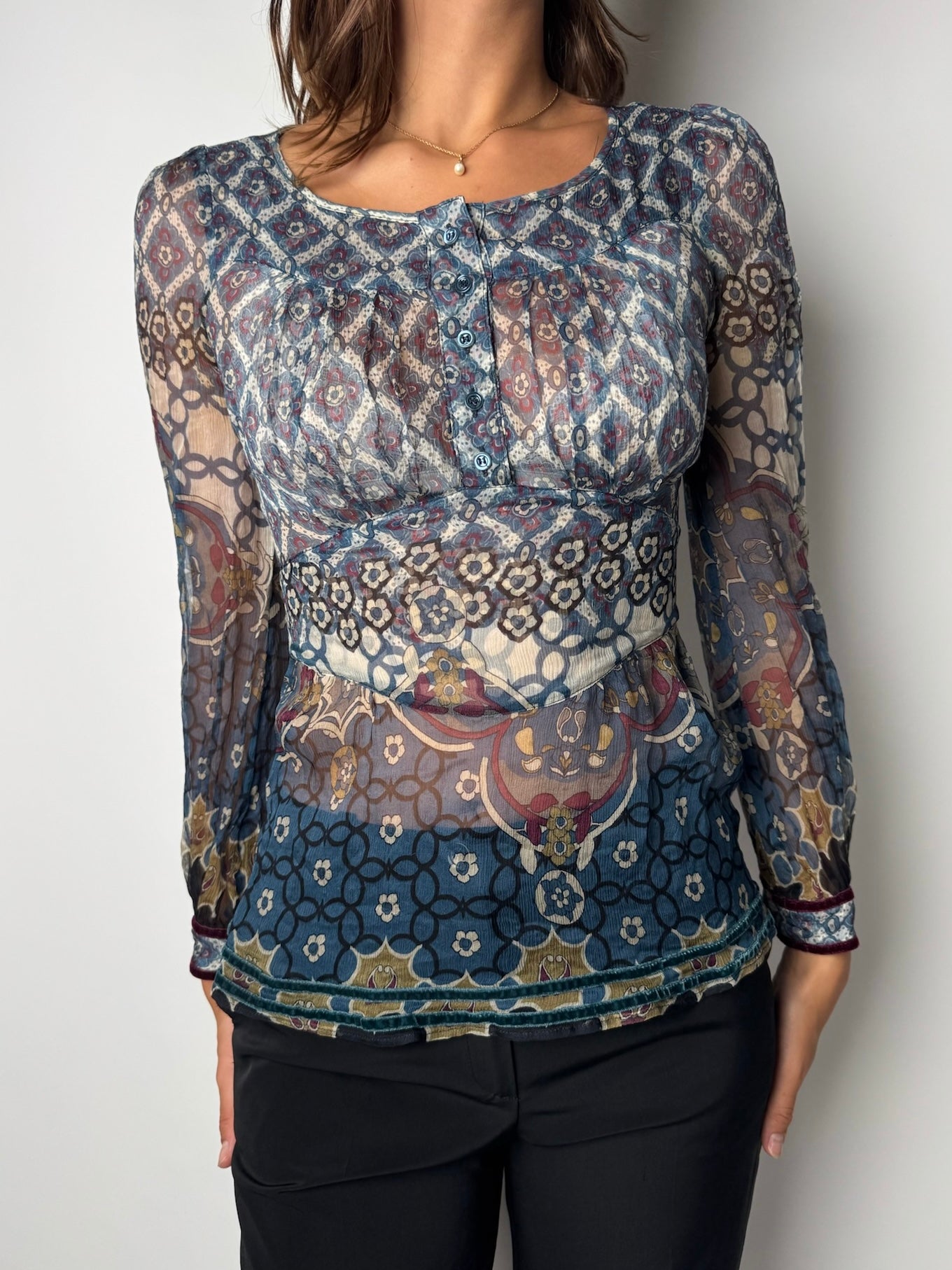 חולצה שקופה בהדפס אתני Max&Co (S-M)