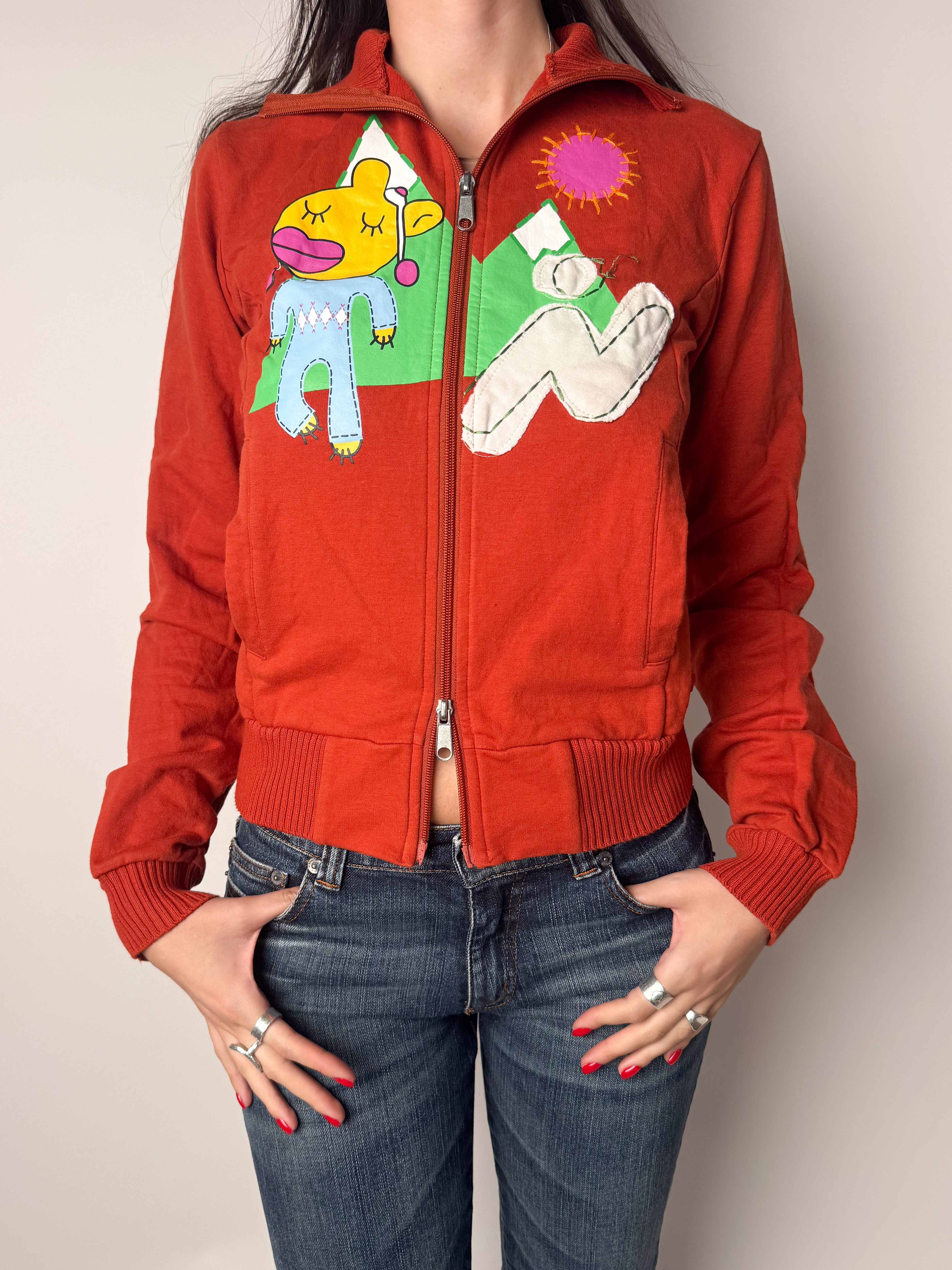 סווטשרט עם רקמה והדפס (S)