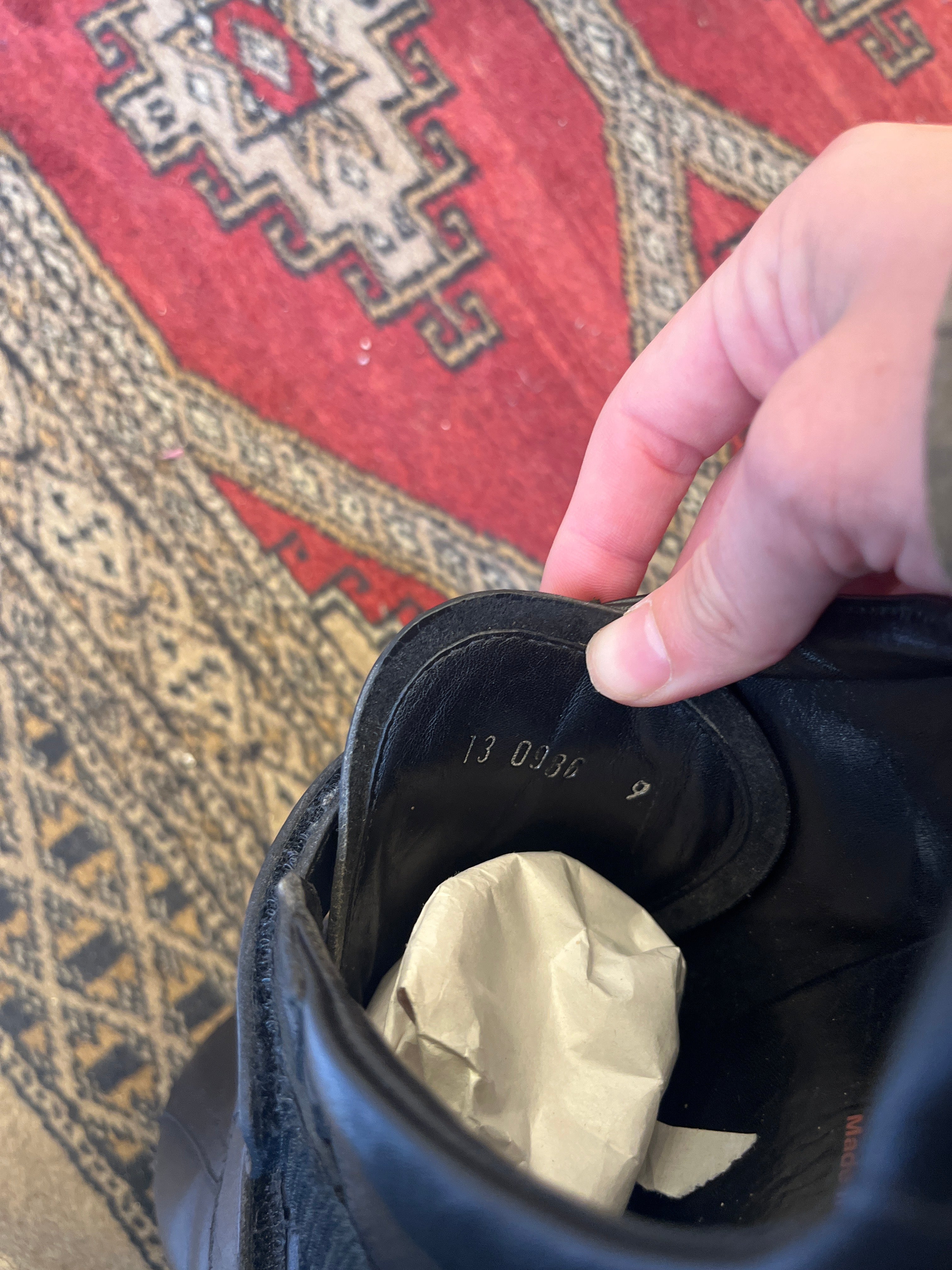 נעלי סניקרס עור Prada (44)