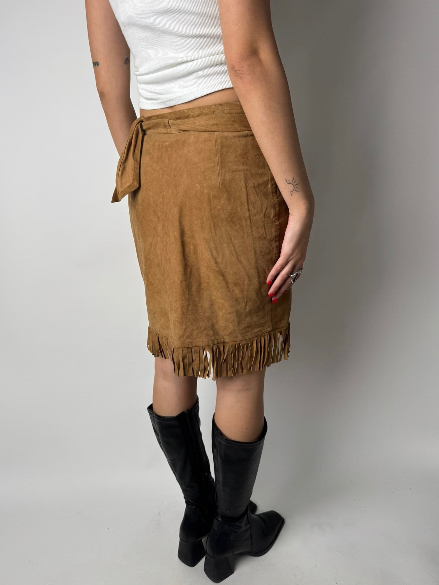 חצאית זמש מעטפת (38)