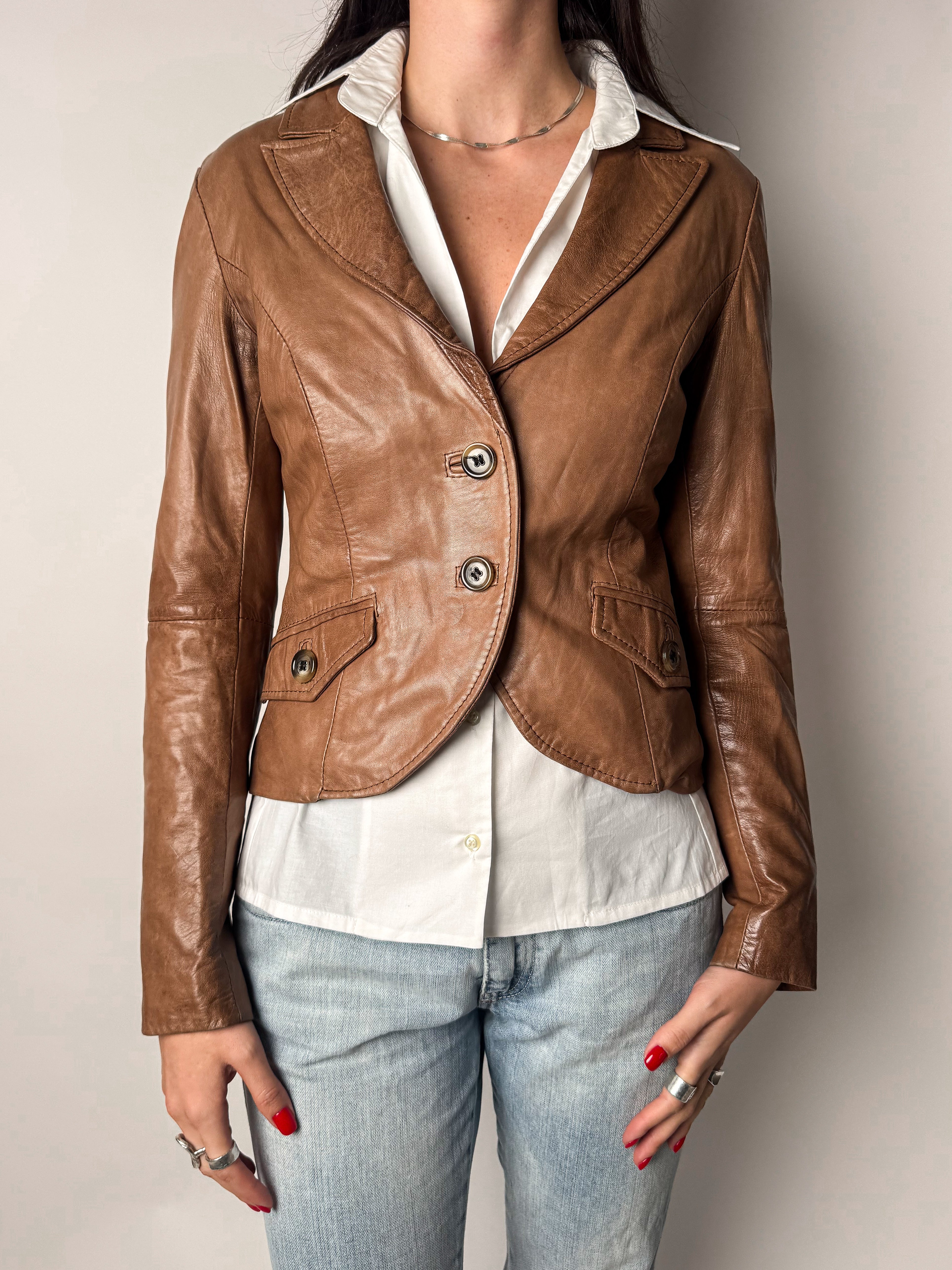 בלייזר עור חום (XS-S)